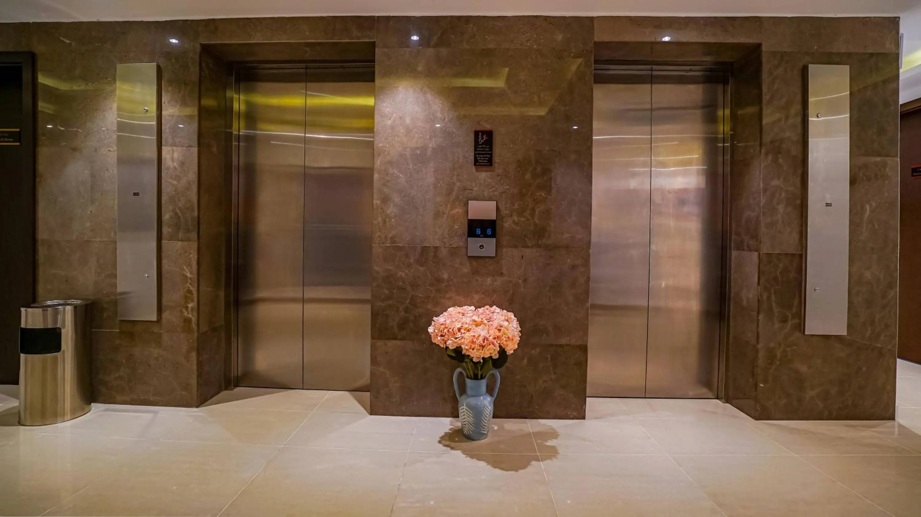 Lobby or reception in Duqm Express Hotel