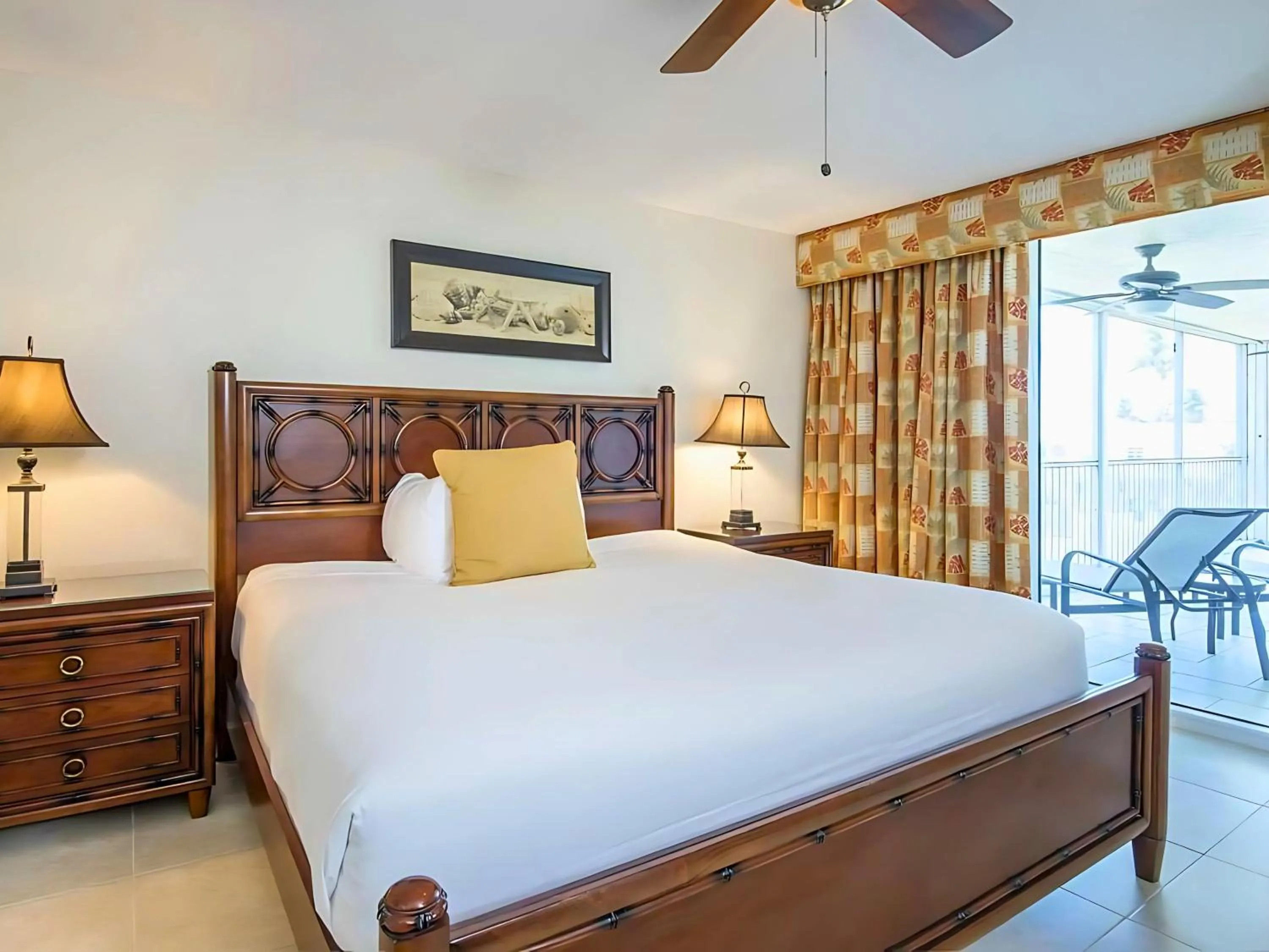 Bed in Villas at Hawks Cay Resort