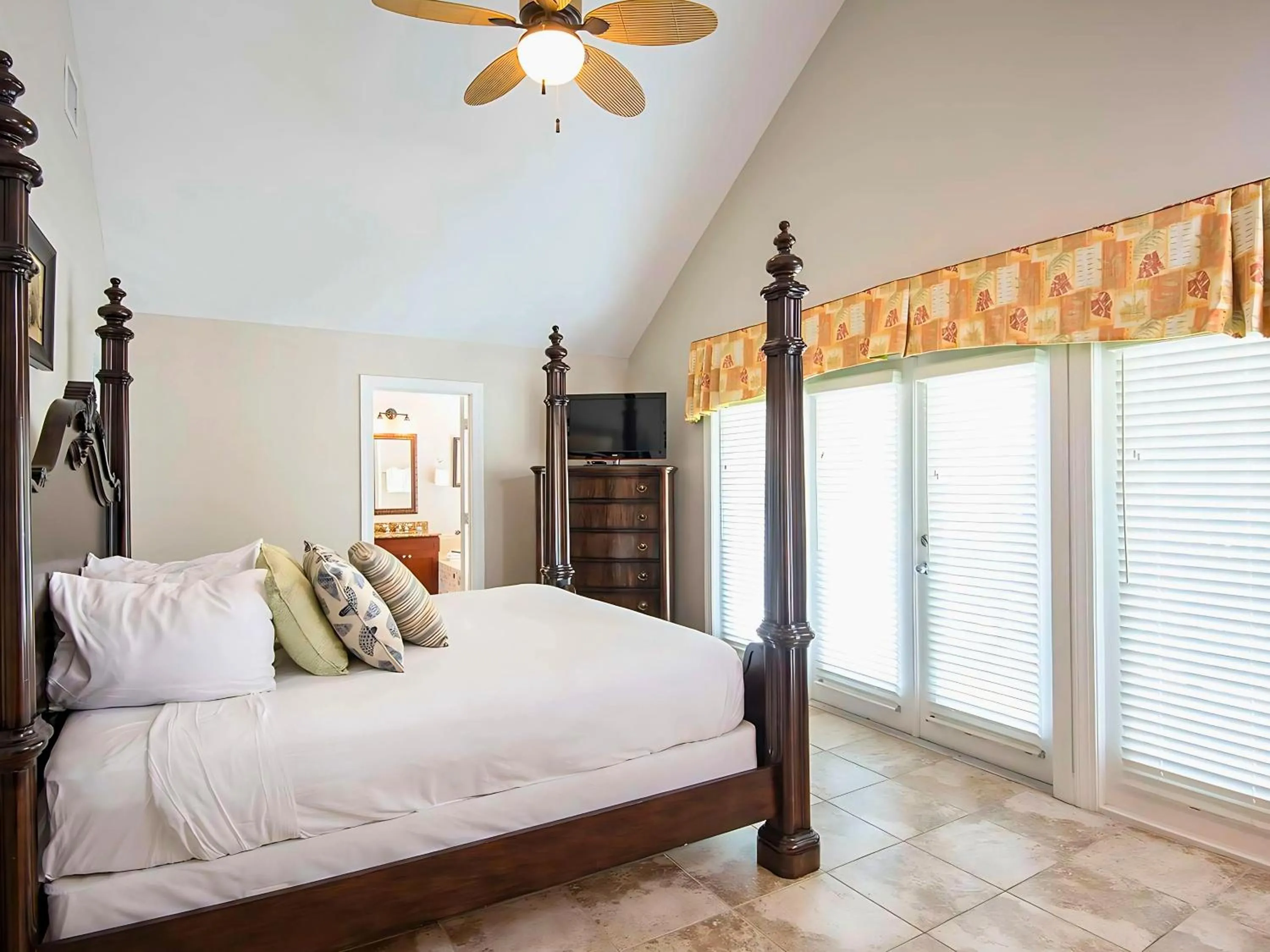 Bed in Villas at Hawks Cay Resort