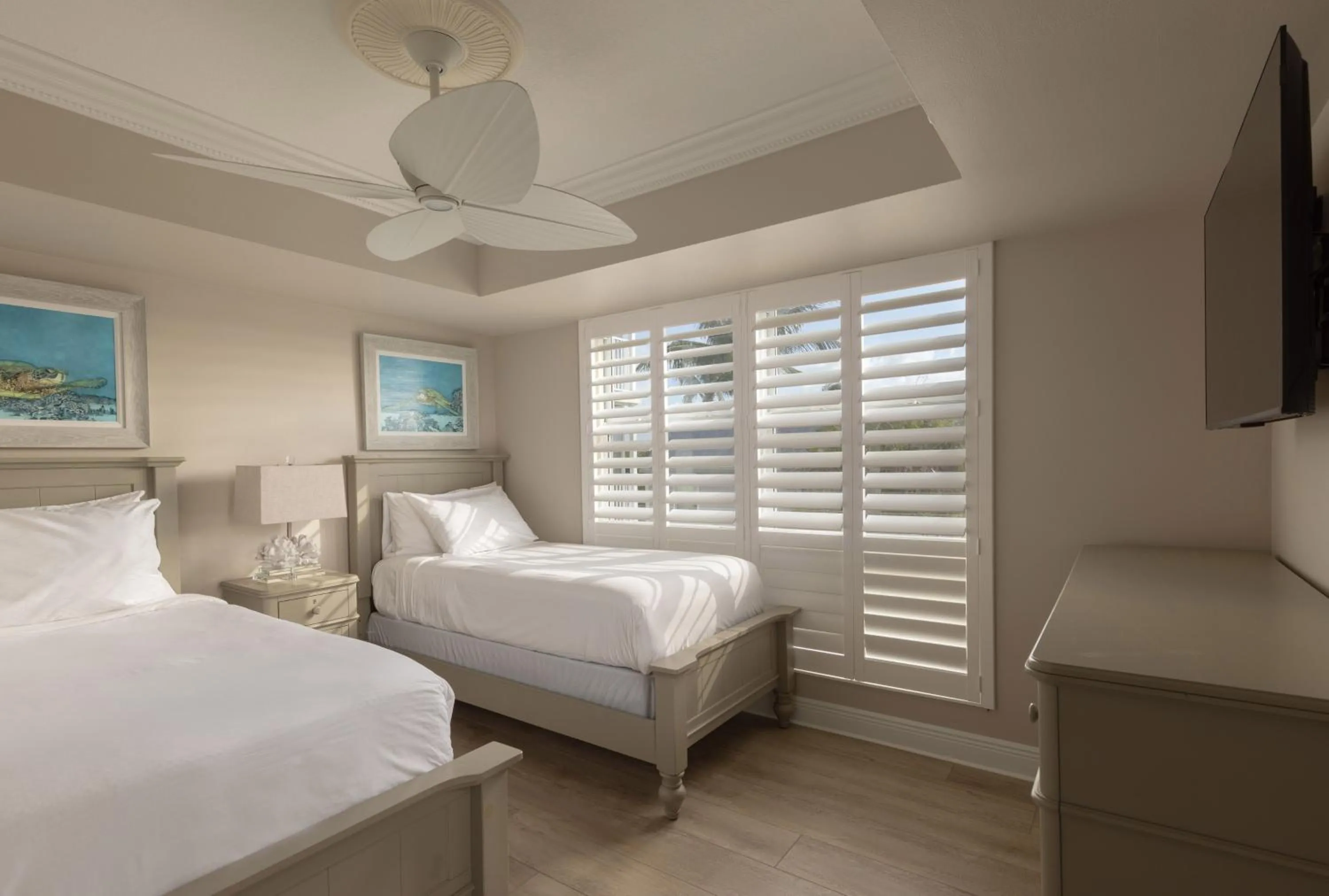 Bed in Villas at Hawks Cay Resort