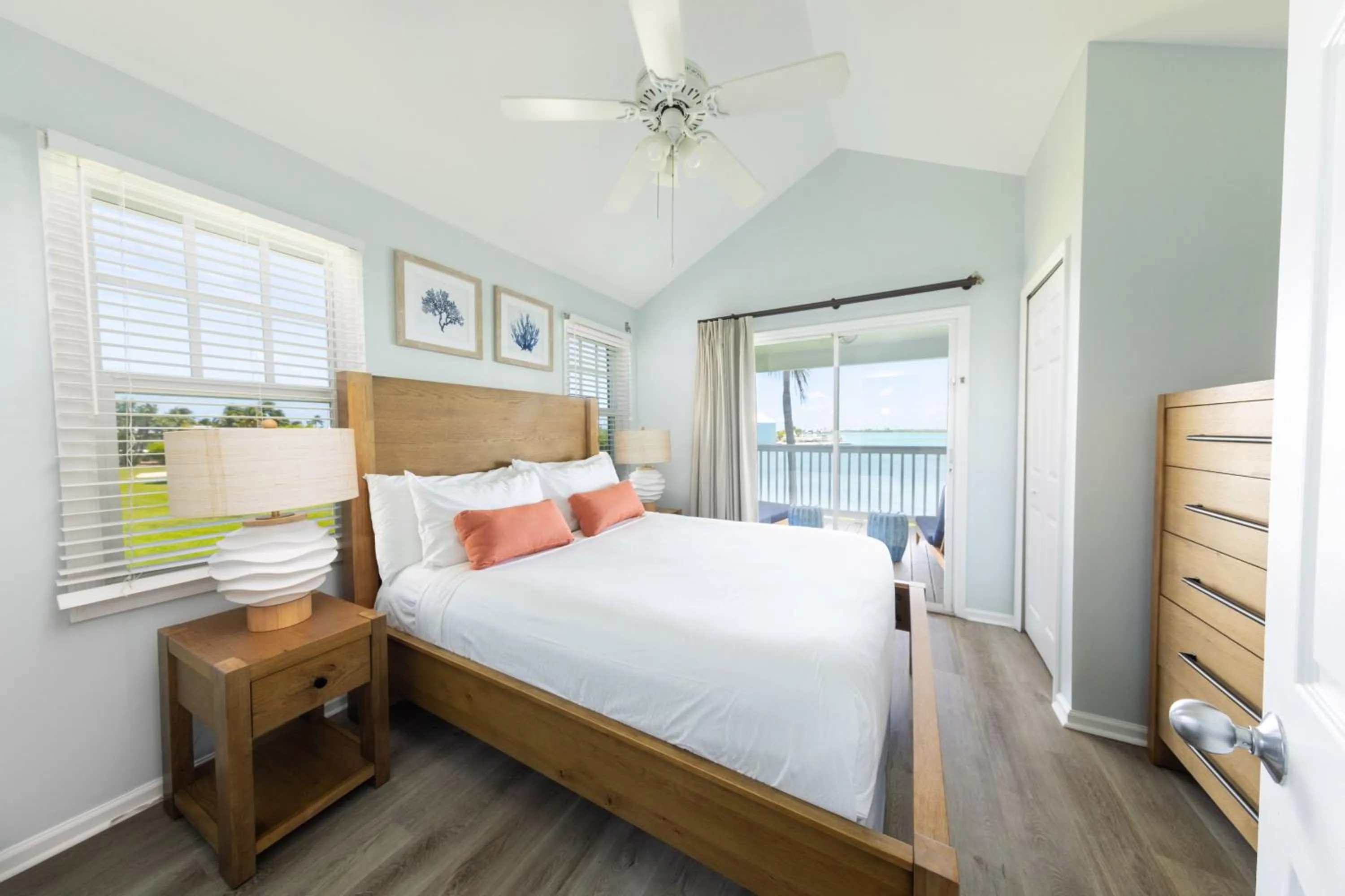 Bed in Villas at Hawks Cay Resort
