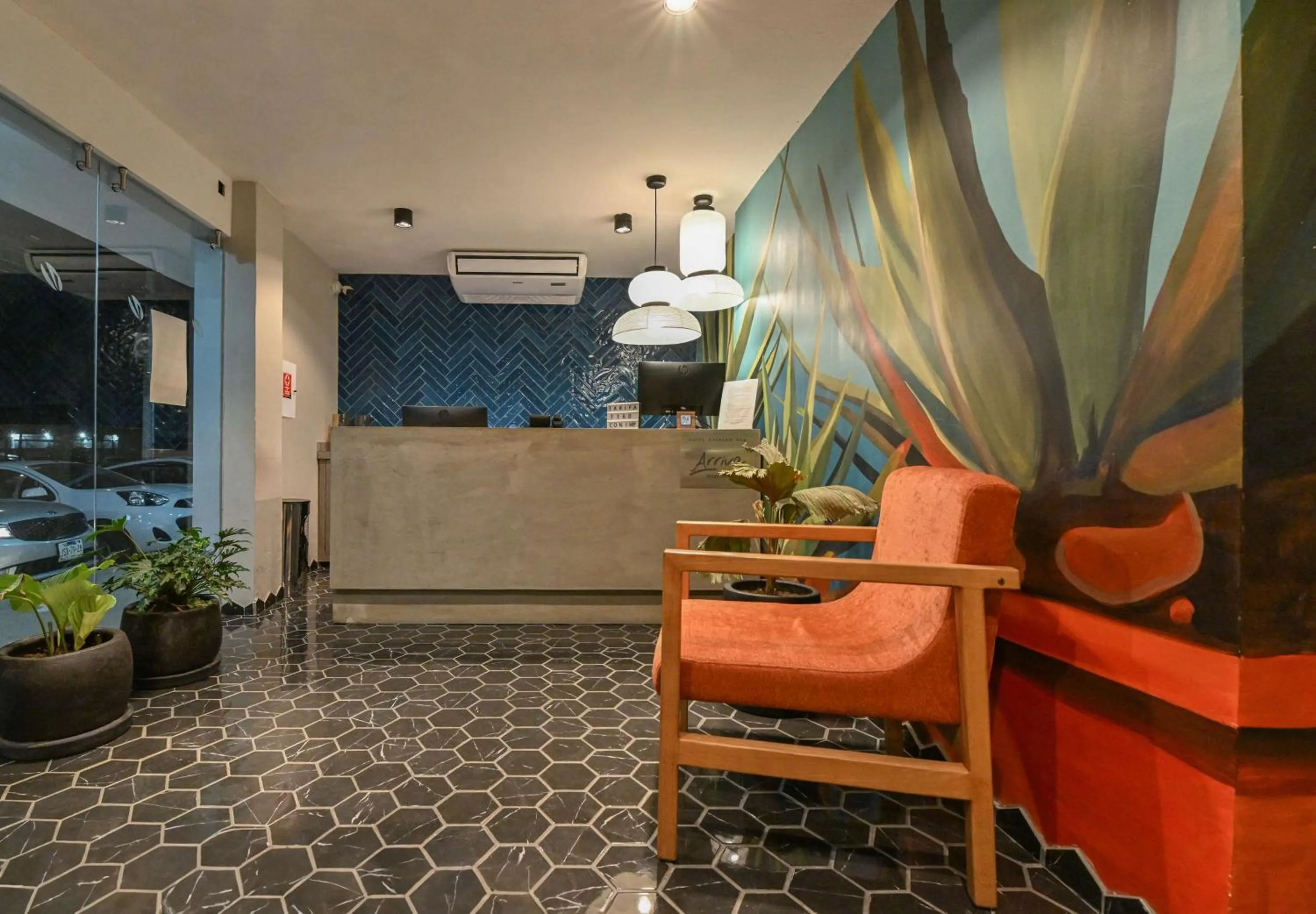 Lobby or reception in Vista Express Guadalajara Expo SureStay Collection by BW