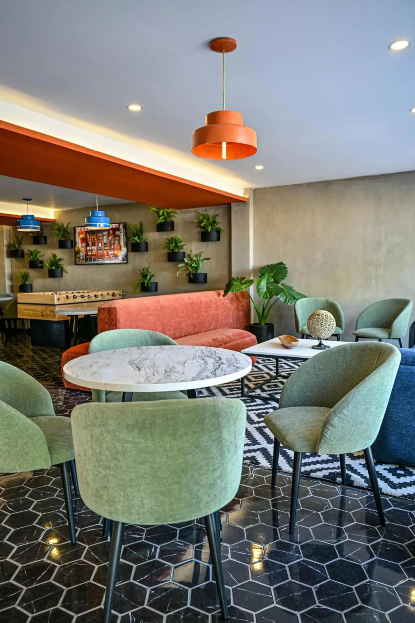 Restaurant/places to eat in Vista Express Guadalajara Expo SureStay Collection by BW Restaurant/places to eat in Vista Express Guadalajara Expo SureStay Collection by BW