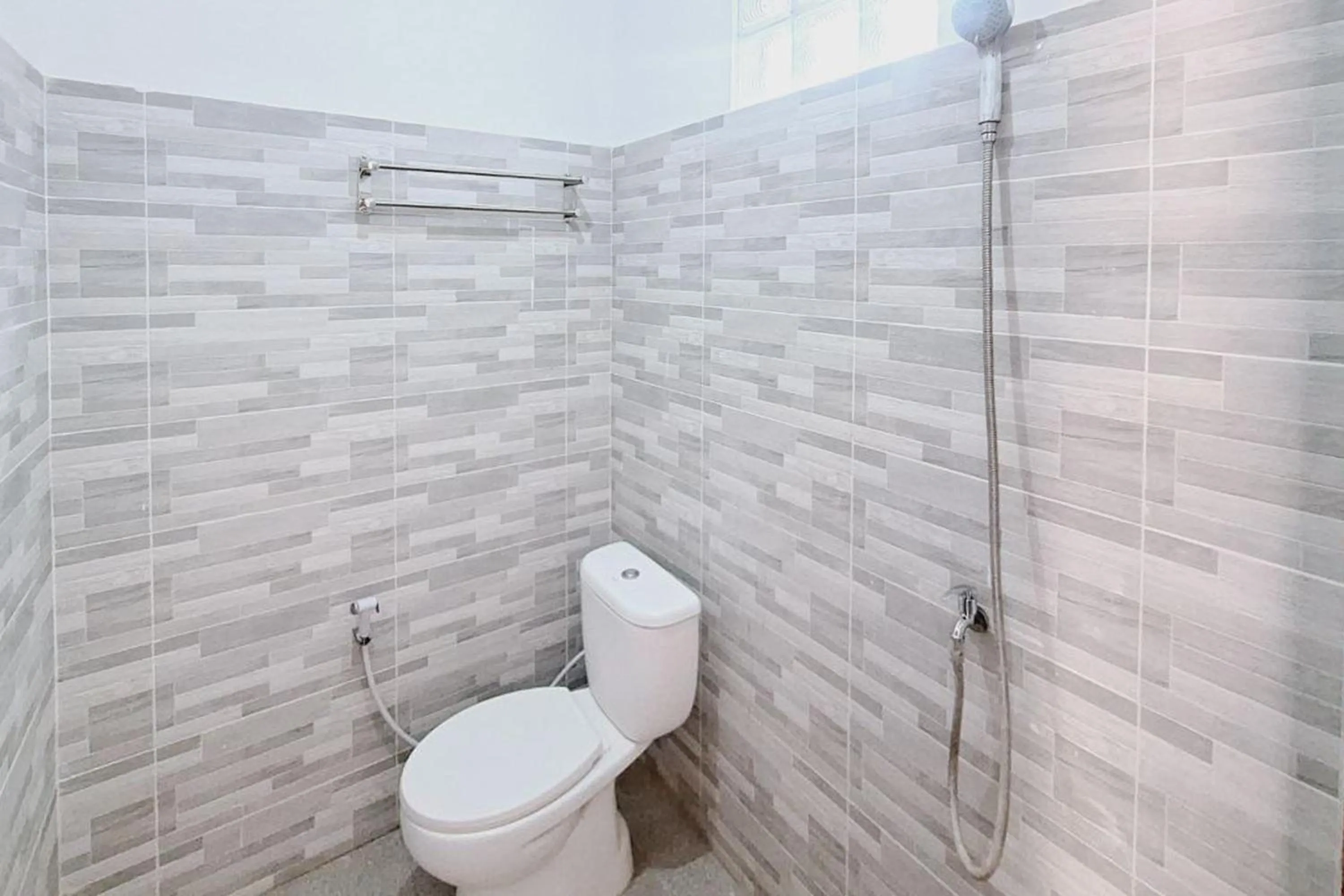 Bathroom in Ayani Guest House RedPartner