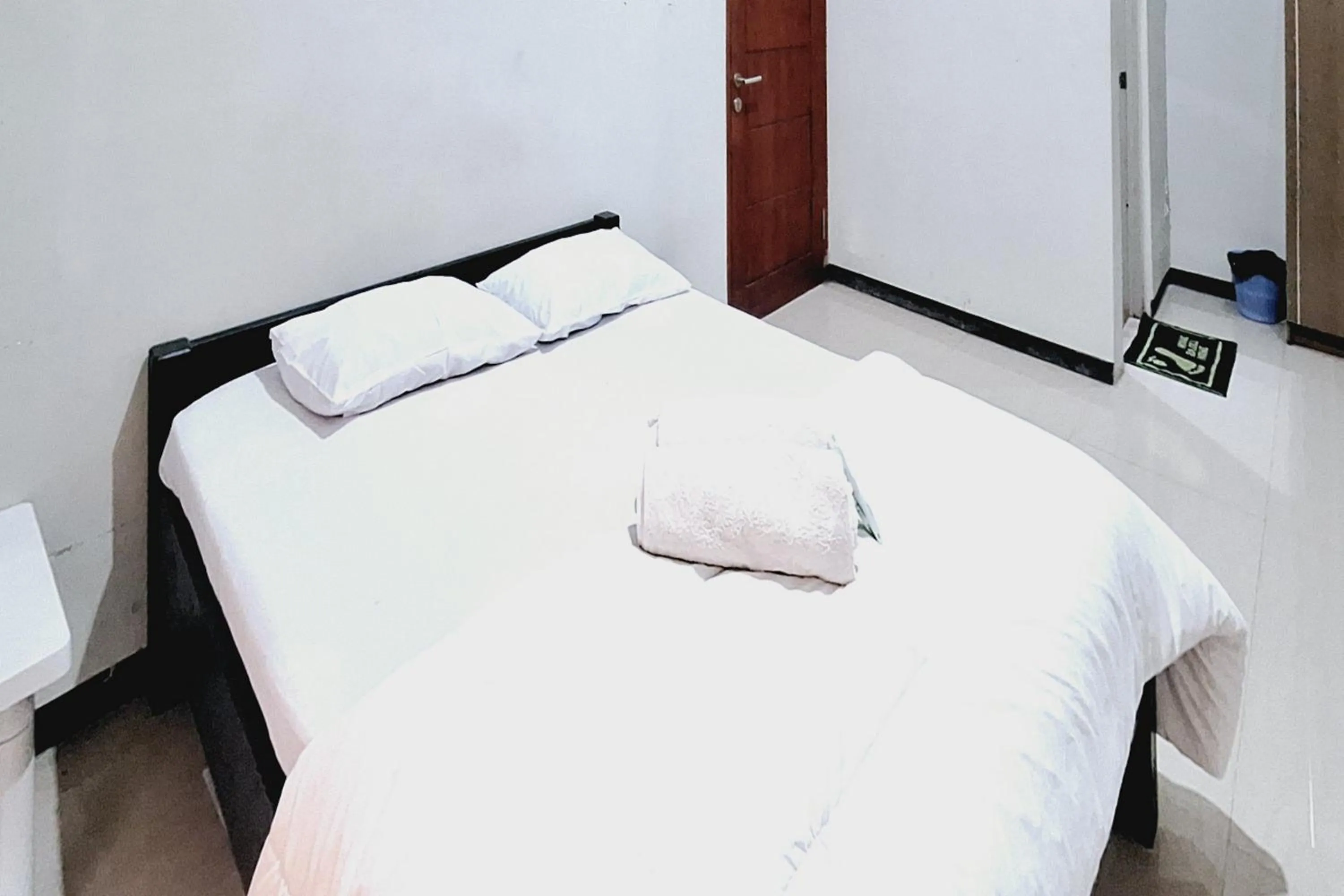 Bedroom, Bed in HKP Homestay RedPartner Blitar