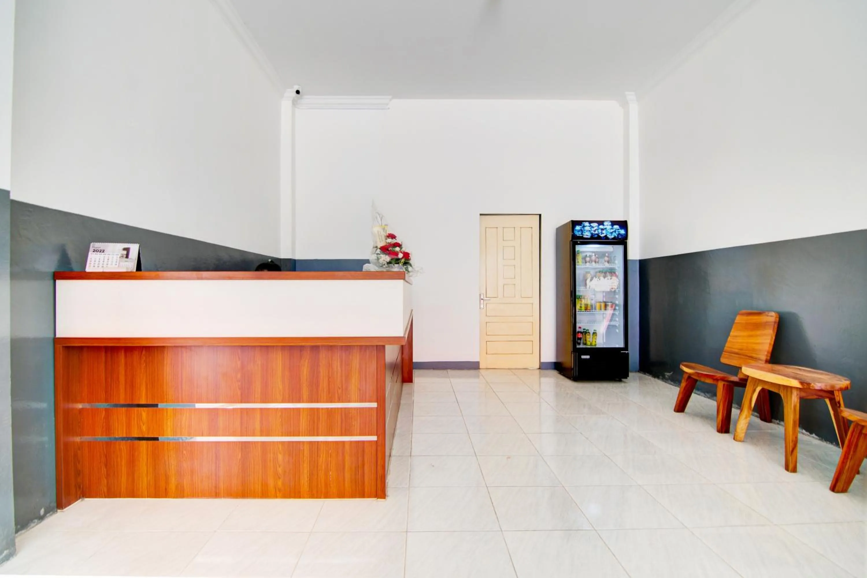 Lobby or reception in Hotel O Sartika Gh Syariah
