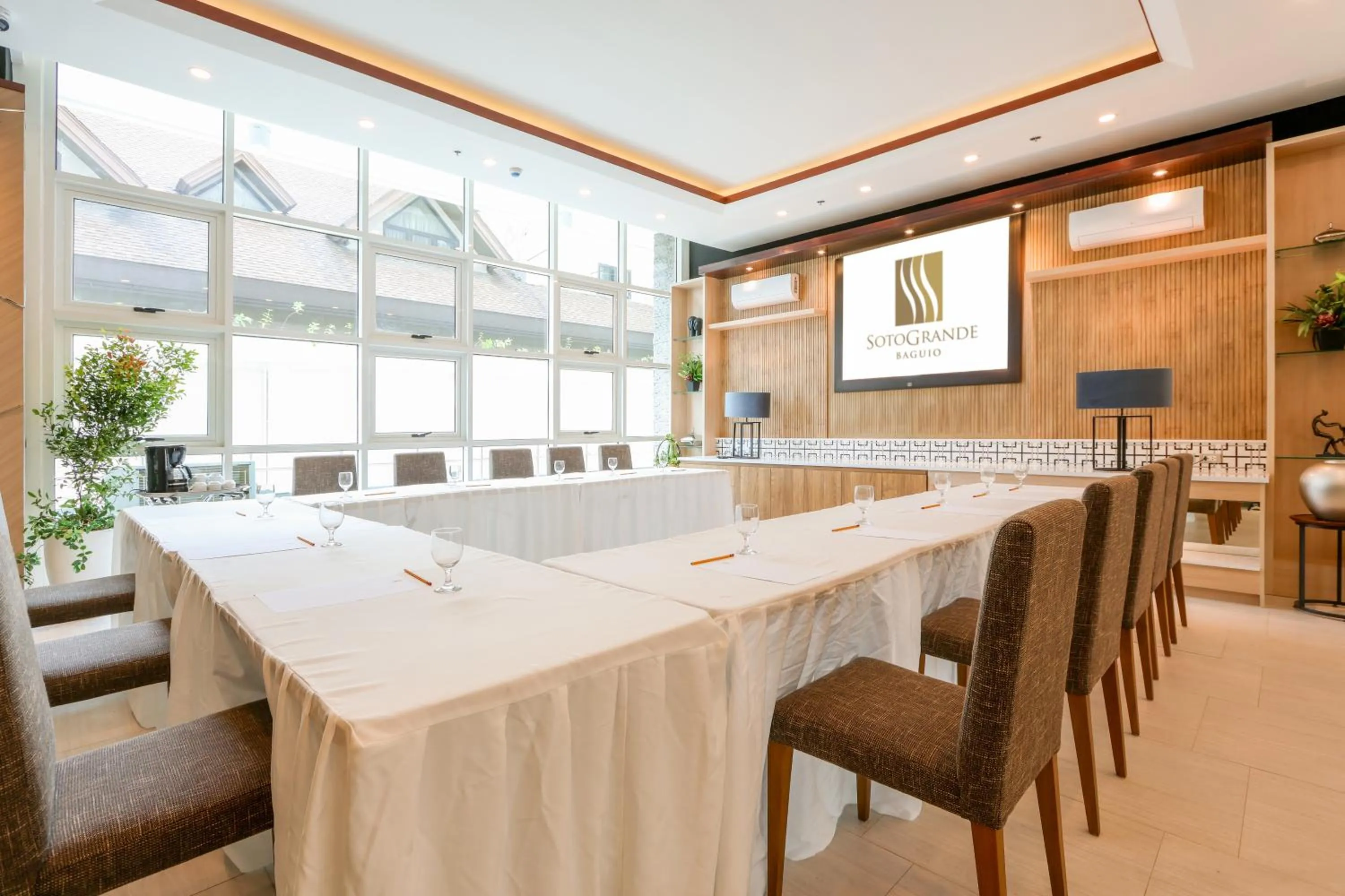 Meeting/conference room in Sotogrande Hotel Baguio