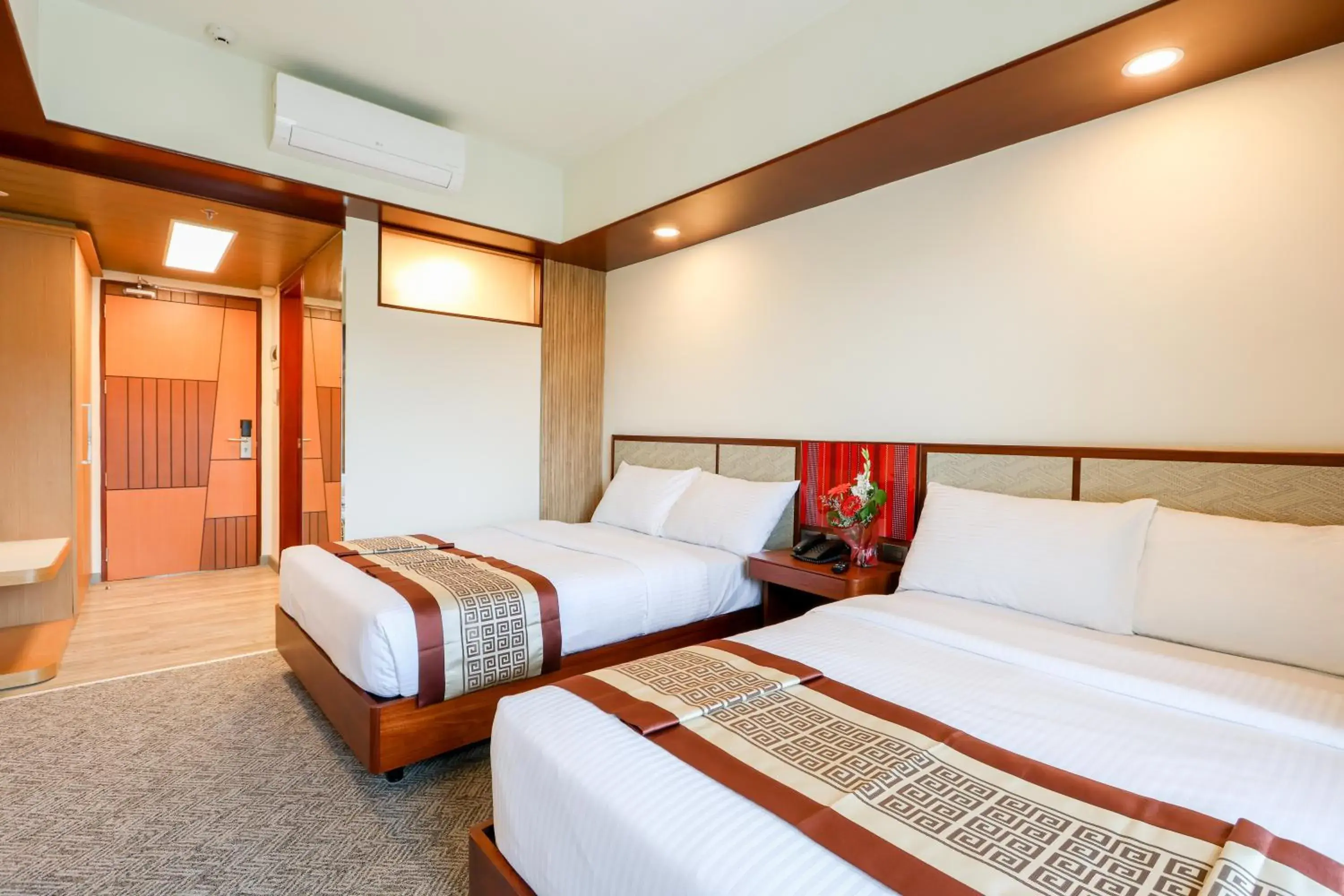 Bed in Sotogrande Hotel Baguio Bed in Sotogrande Hotel Baguio