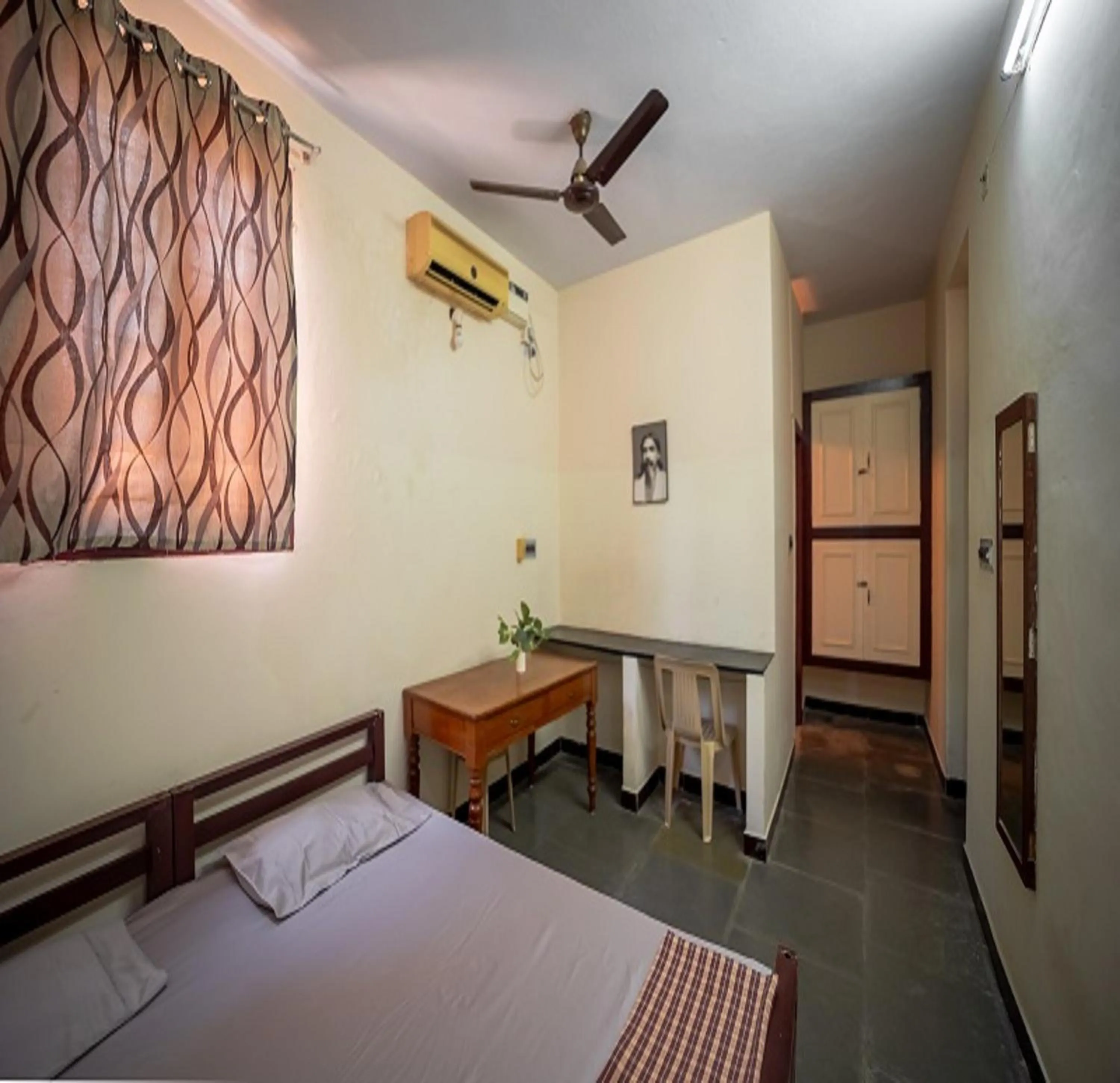 Bed in Sacar Guest House