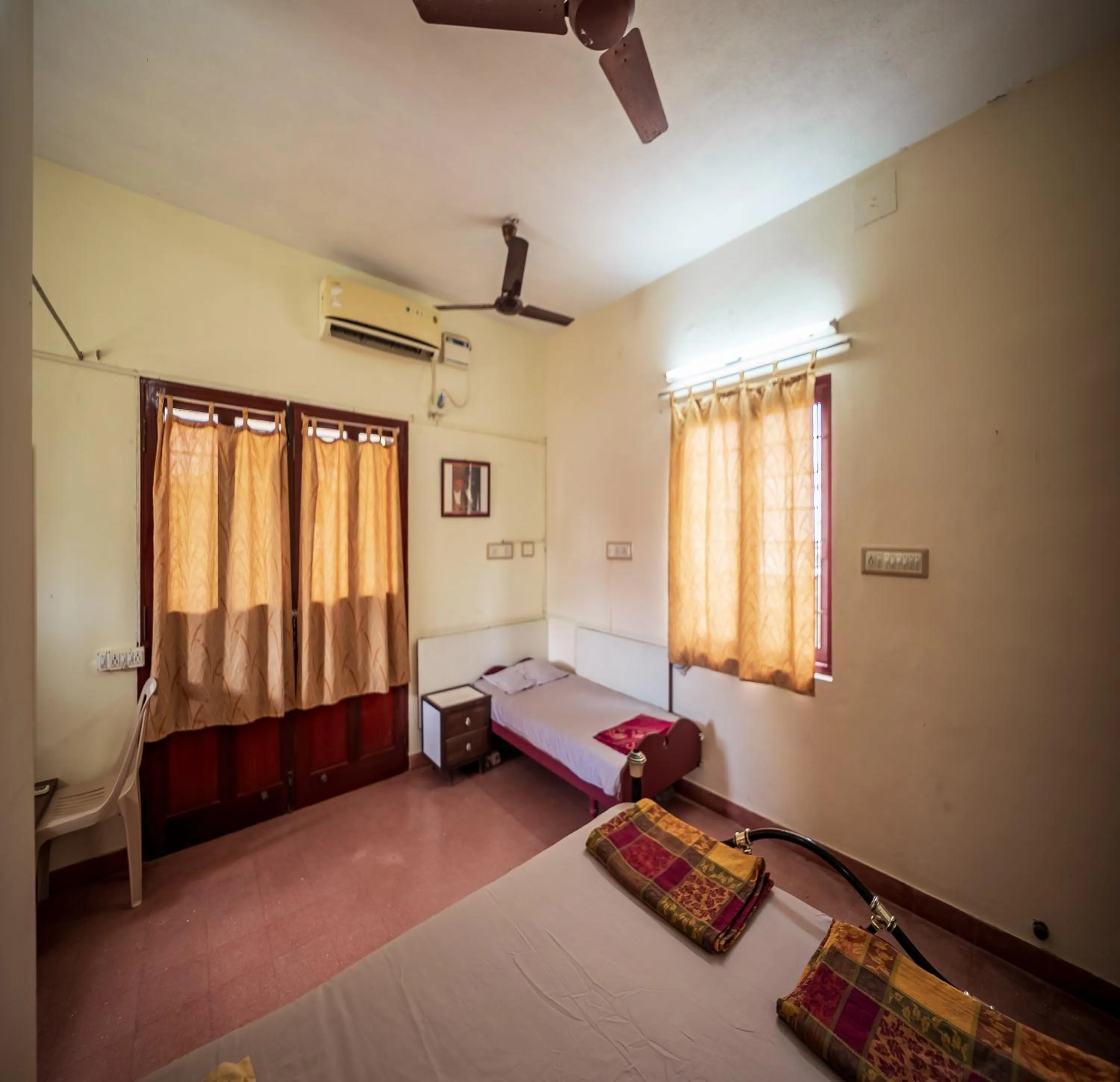 Bed in Sacar Guest House