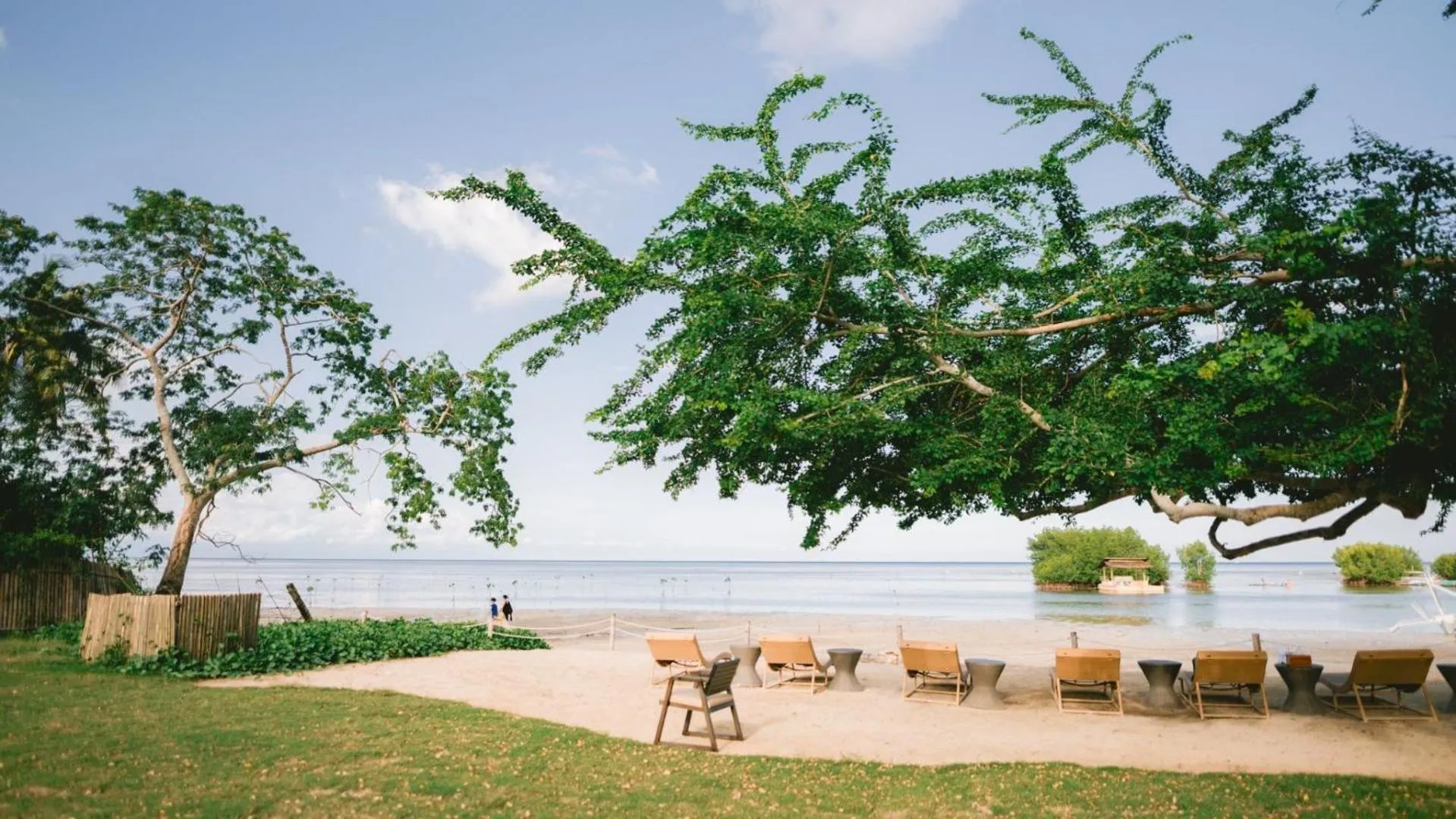 The Funny Lion - Puerto Princesa