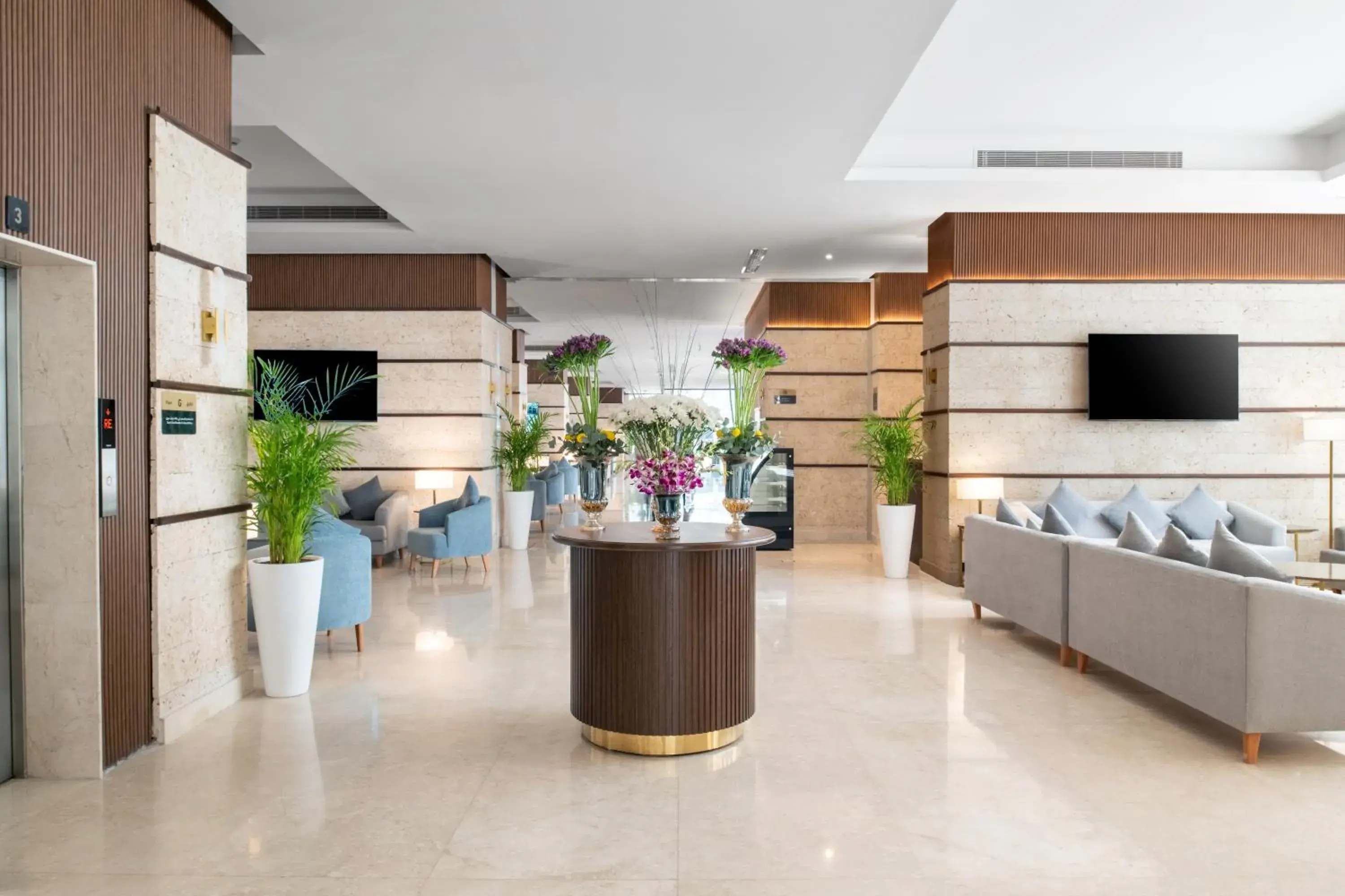 Lobby or reception in Elaf Qinwan Hotel Lobby or reception in Elaf Qinwan Hotel