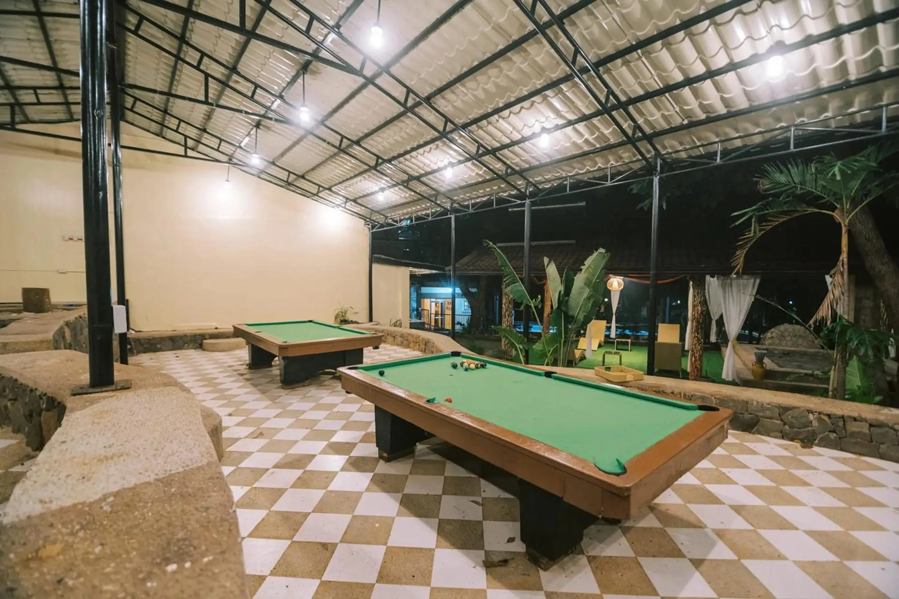 Game Room in Vista Venice Resort