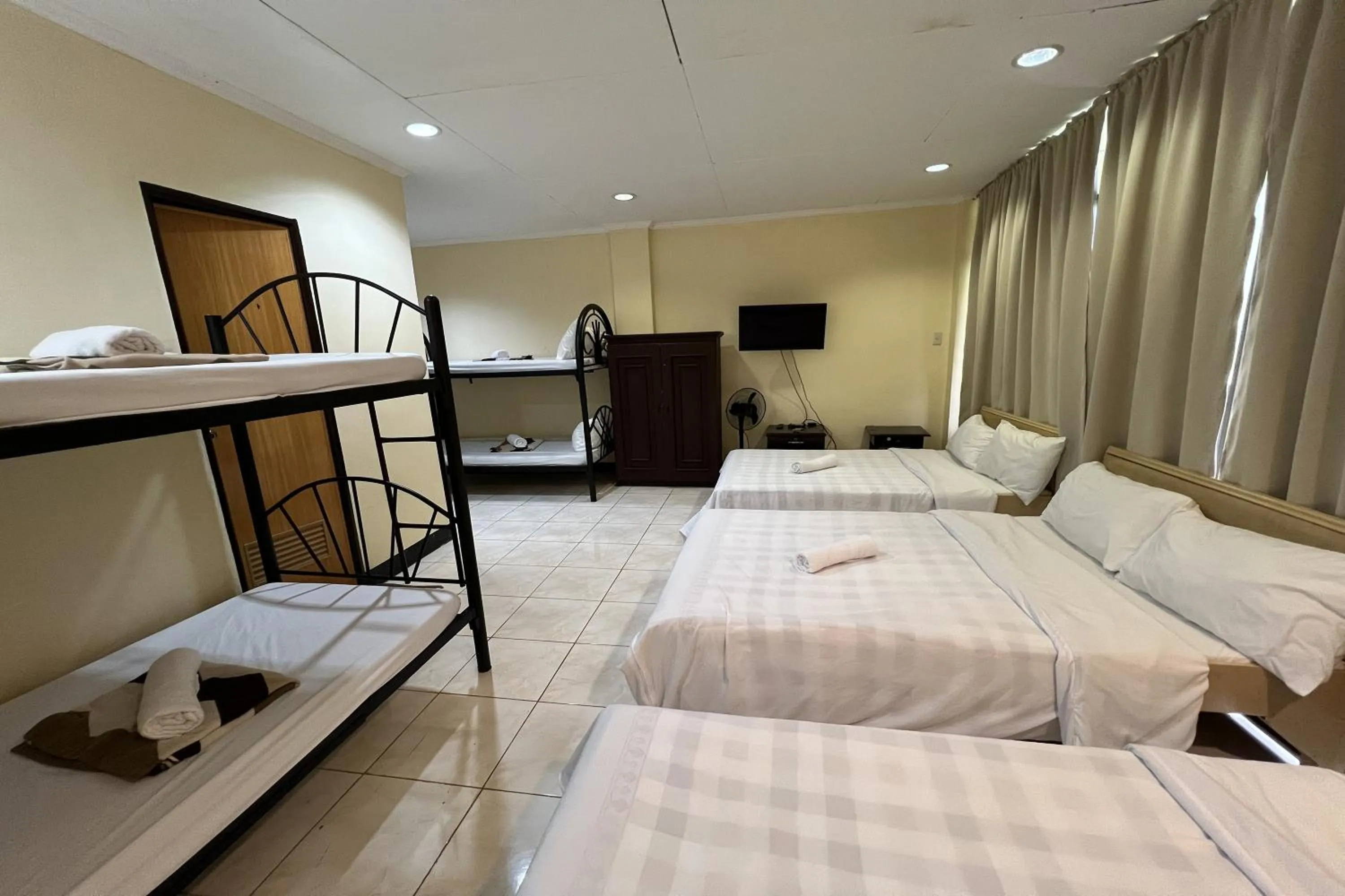 Bedroom, Bed in Vista Venice Resort