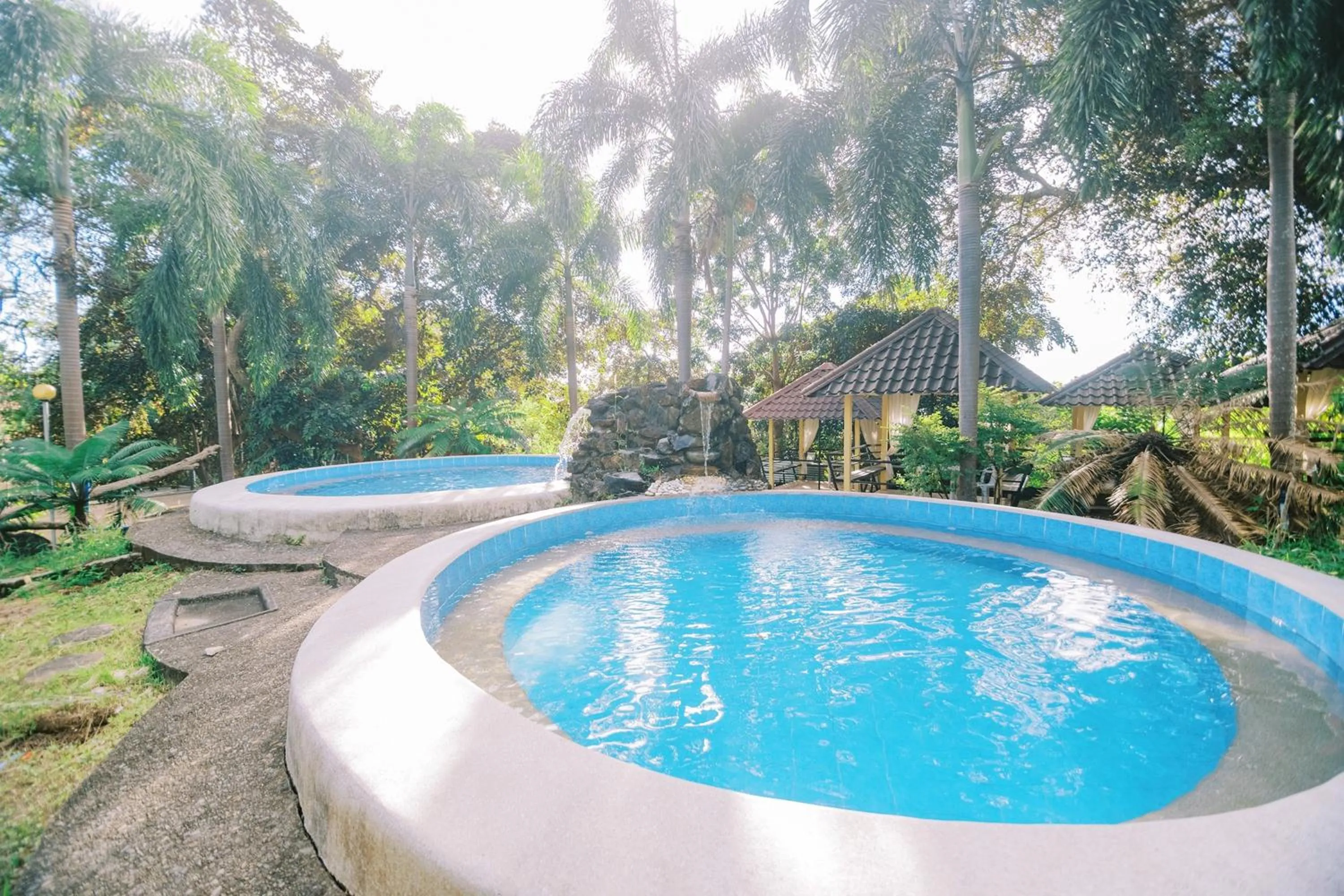 Swimming pool in Vista Venice Resort