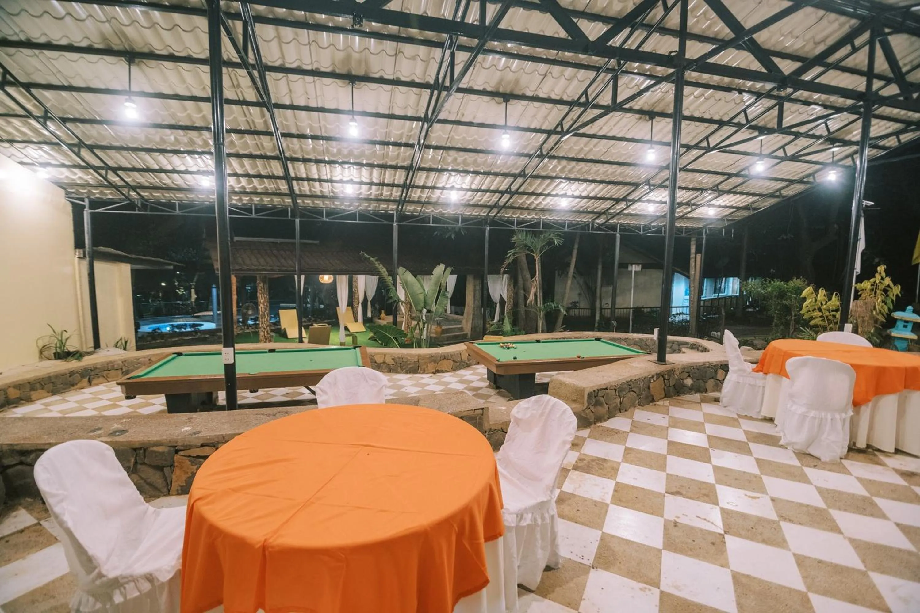 Billiard in Vista Venice Resort