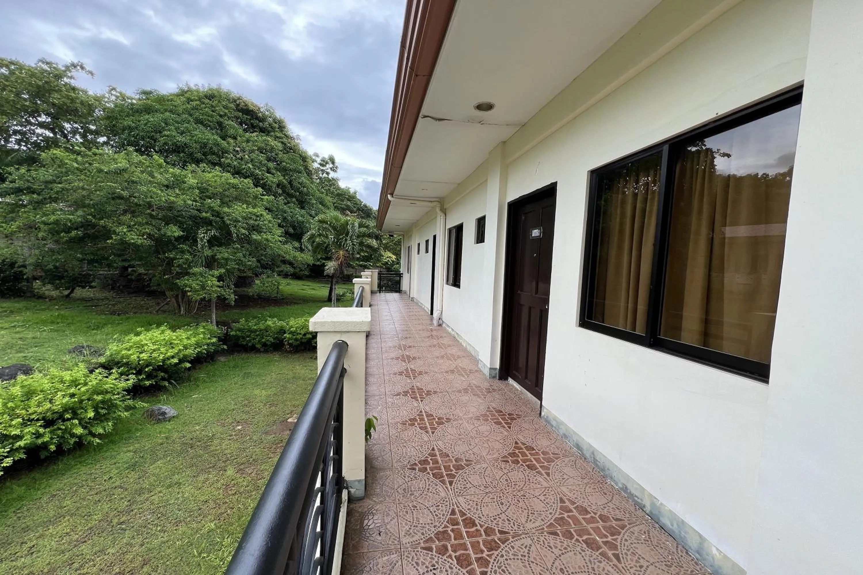 Property building in Vista Venice Resort