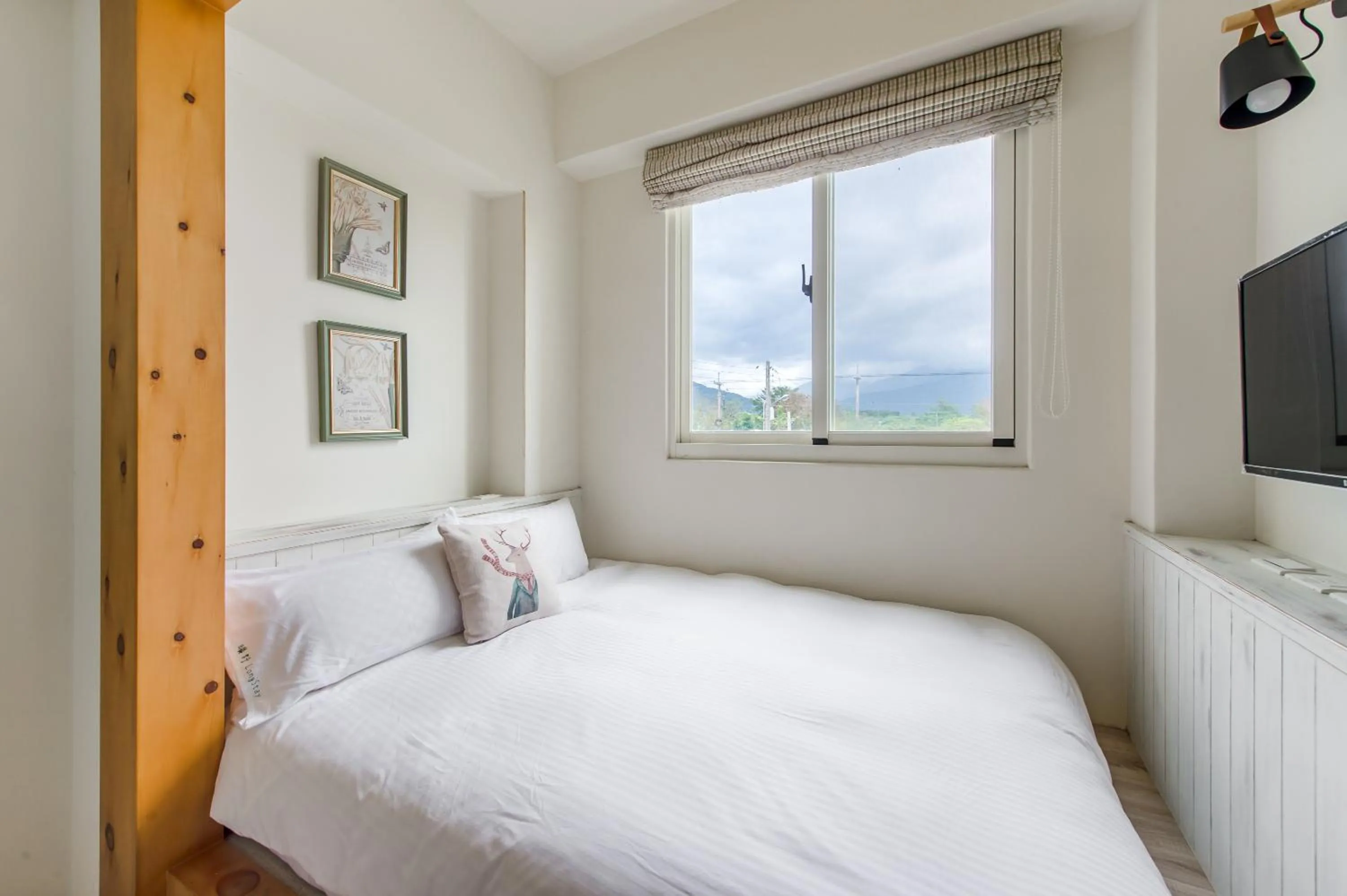 Bed in Wilderness1138 Hualien B&B