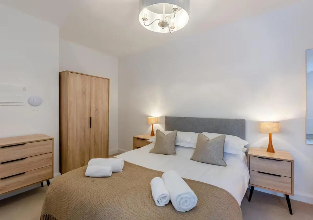 Bed in Lonsdale House Boutique Apartments