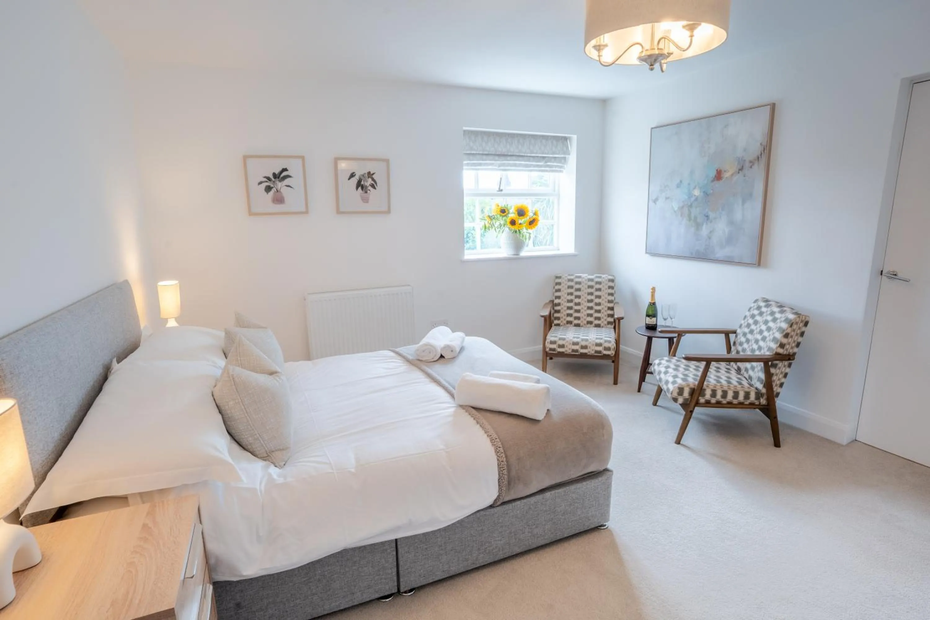 Bed in Lonsdale House Boutique Apartments