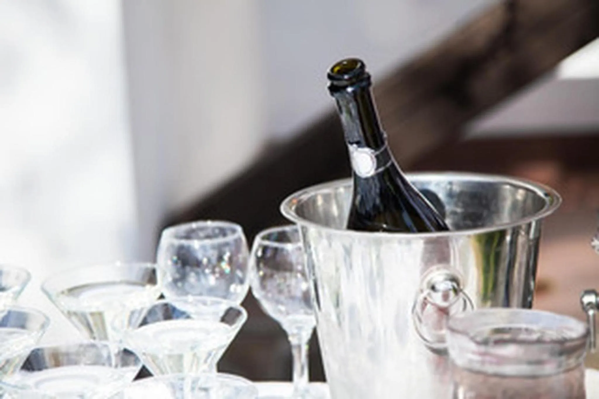 Drinks in Lonsdale House Boutique Apartments