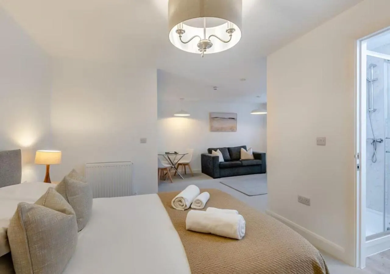 Bed in Lonsdale House Boutique Apartments