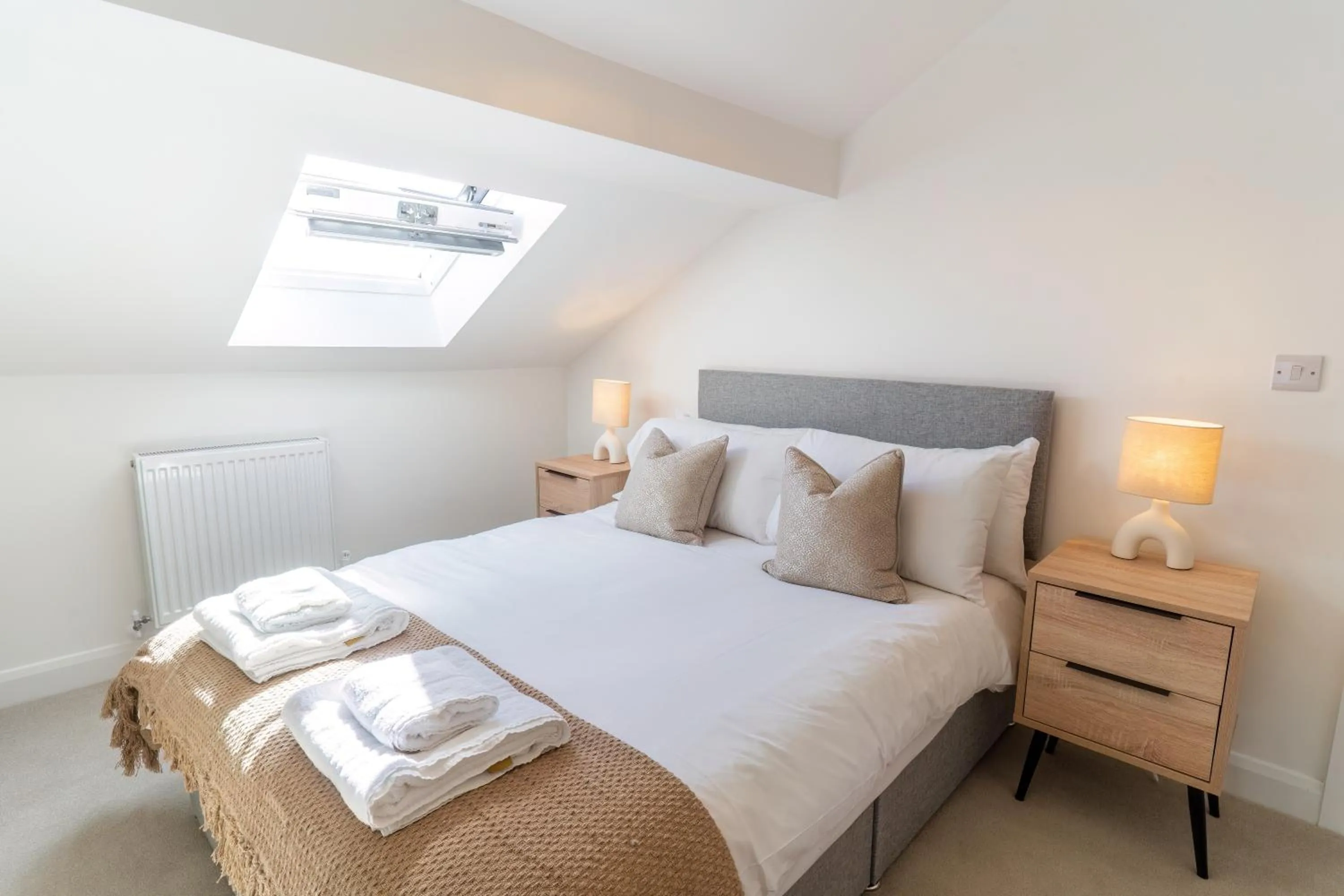 Bedroom, Bed in Lonsdale House Boutique Apartments