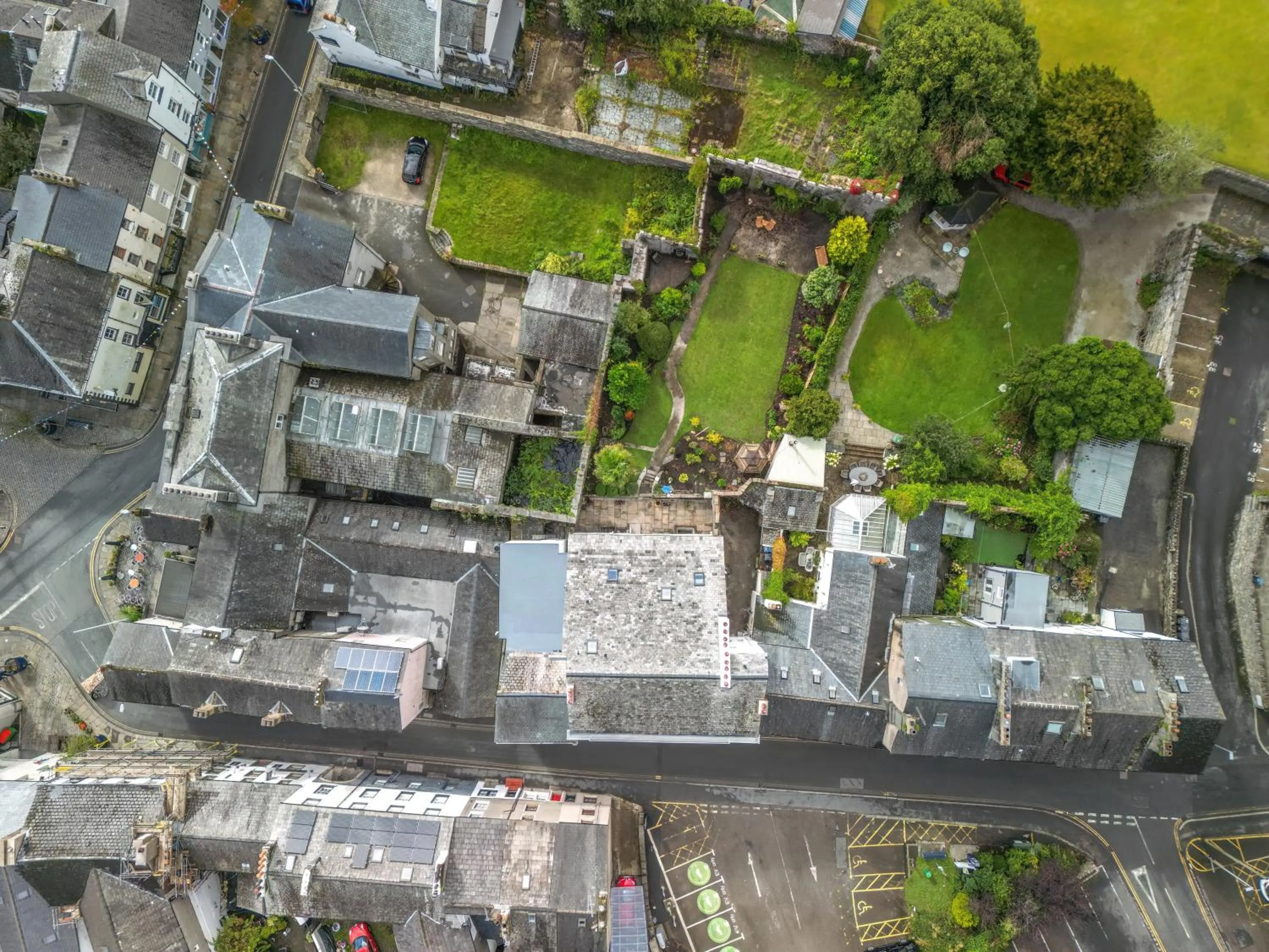 Property building in Lonsdale House Boutique Apartments