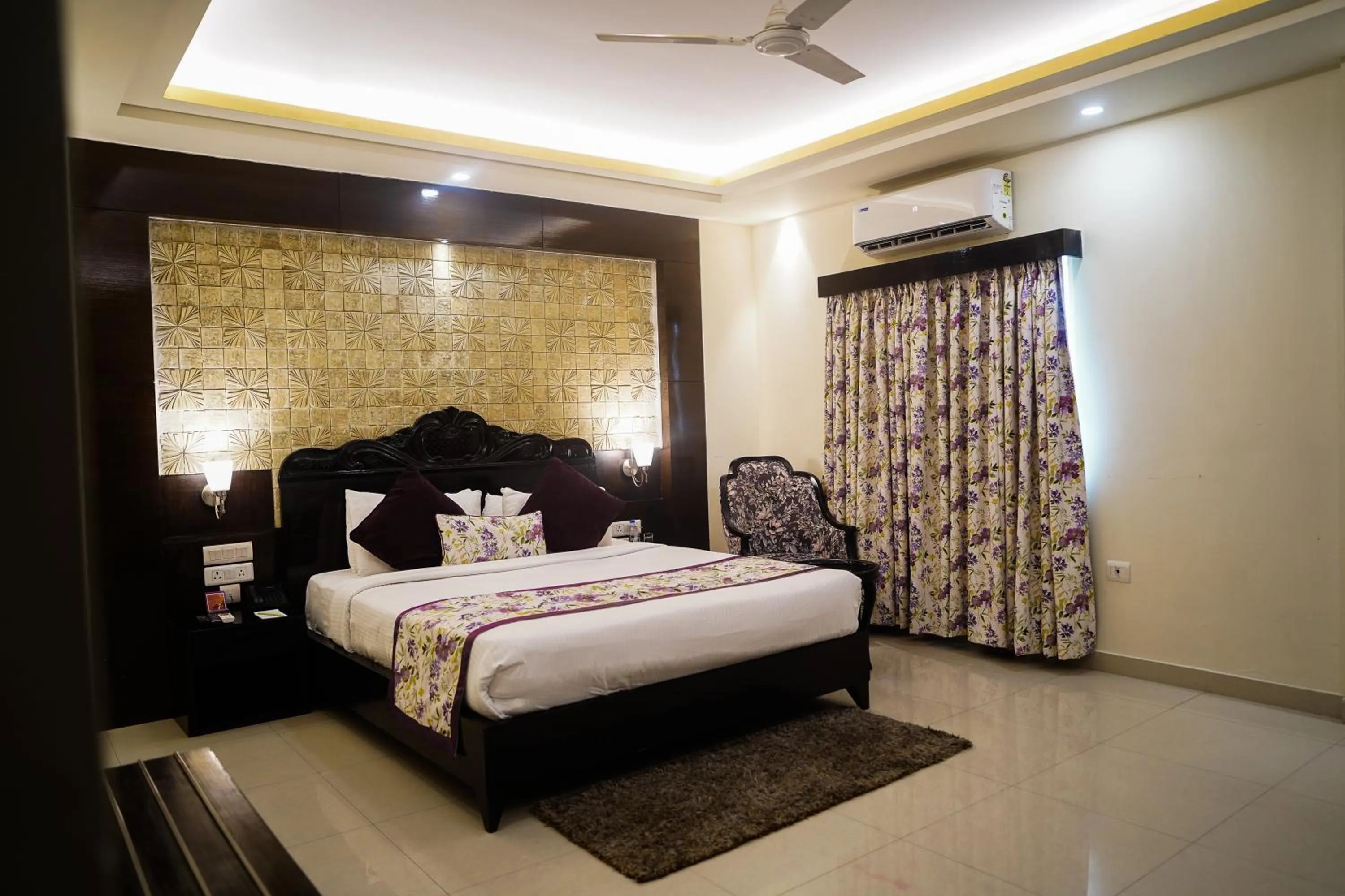 Bed in The Vaishnavi