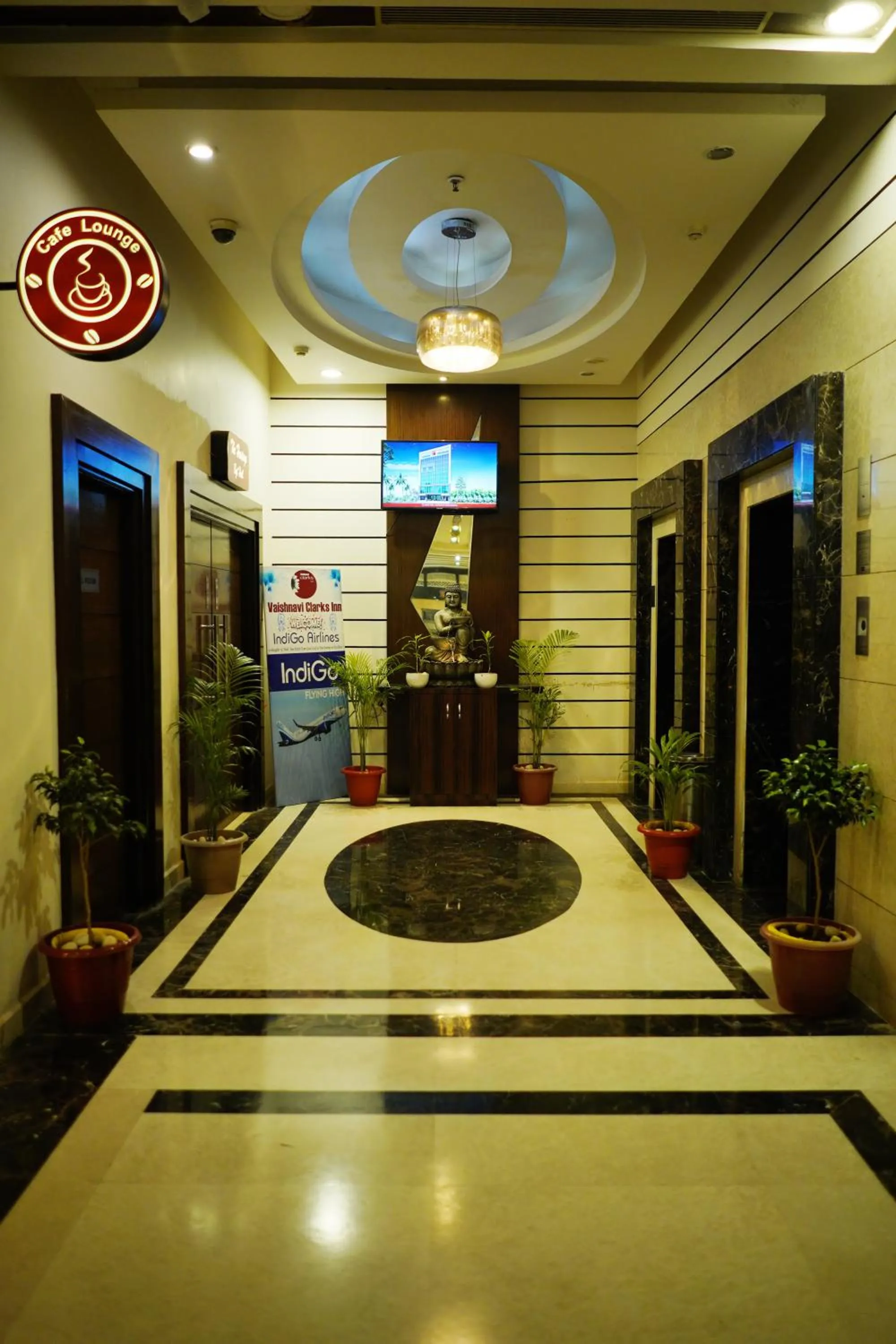Lobby or reception in The Vaishnavi