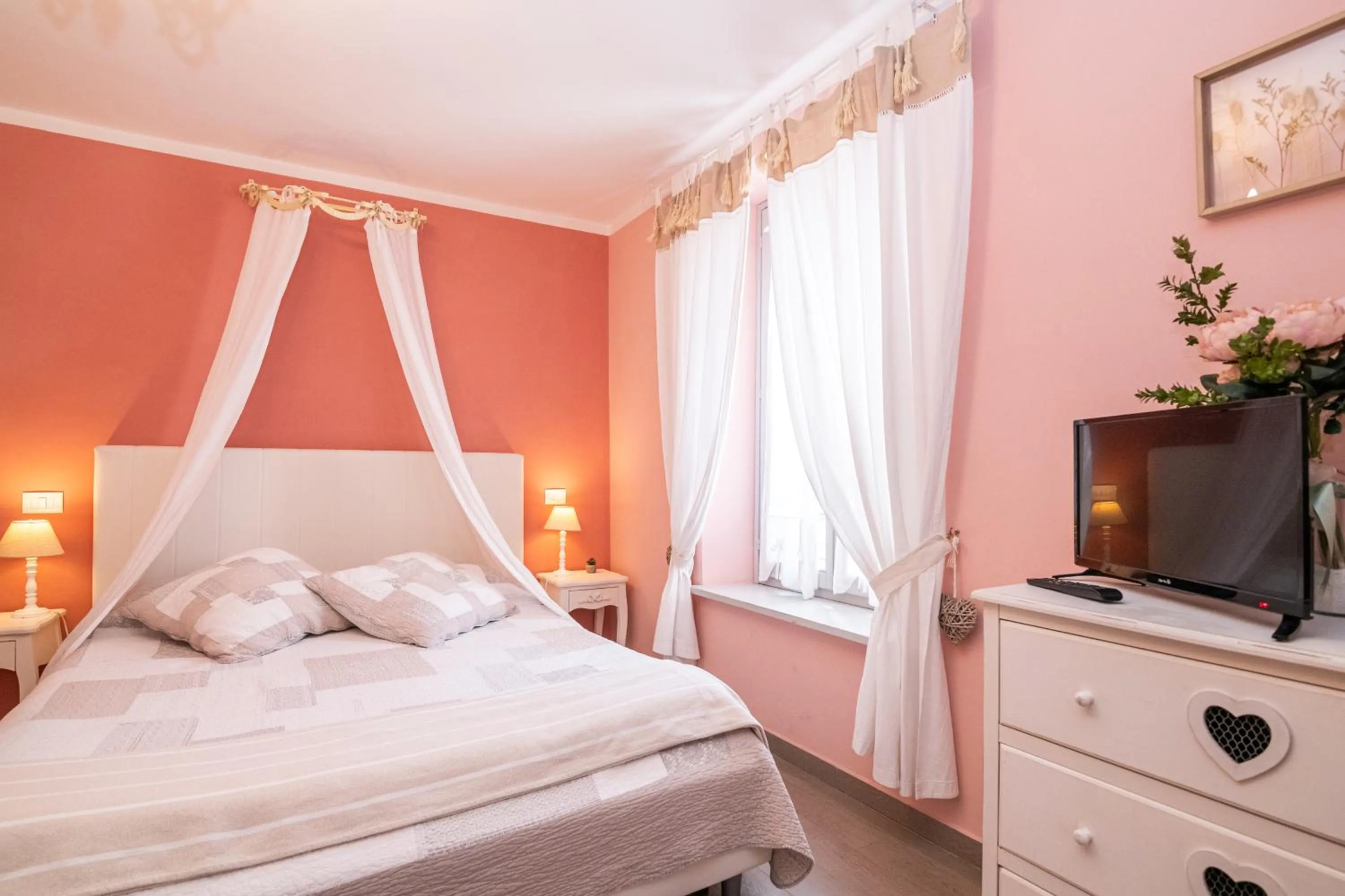 Bedroom, Bed in La Vecchia Tenenza B&B