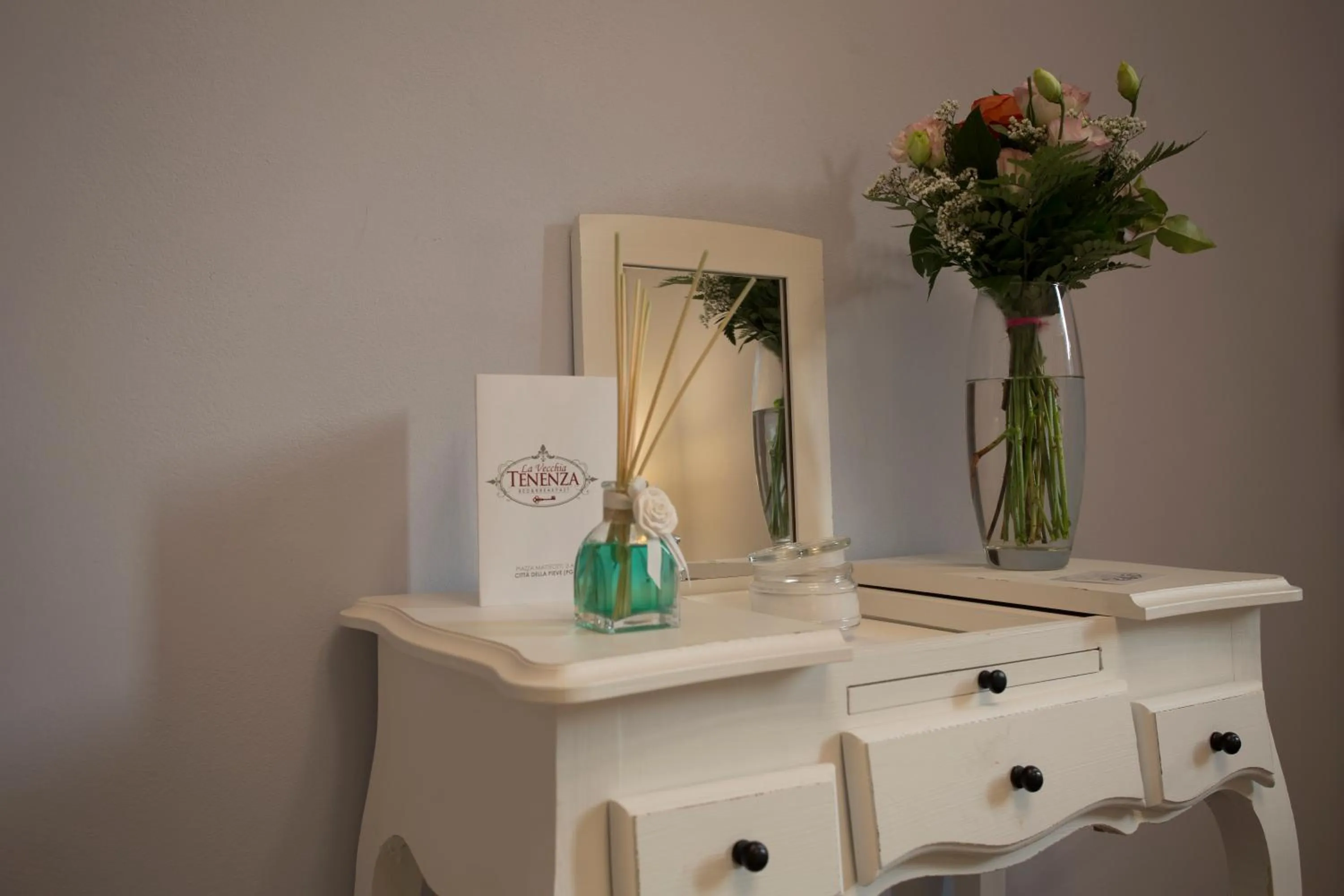 hair dresser in La Vecchia Tenenza B&B