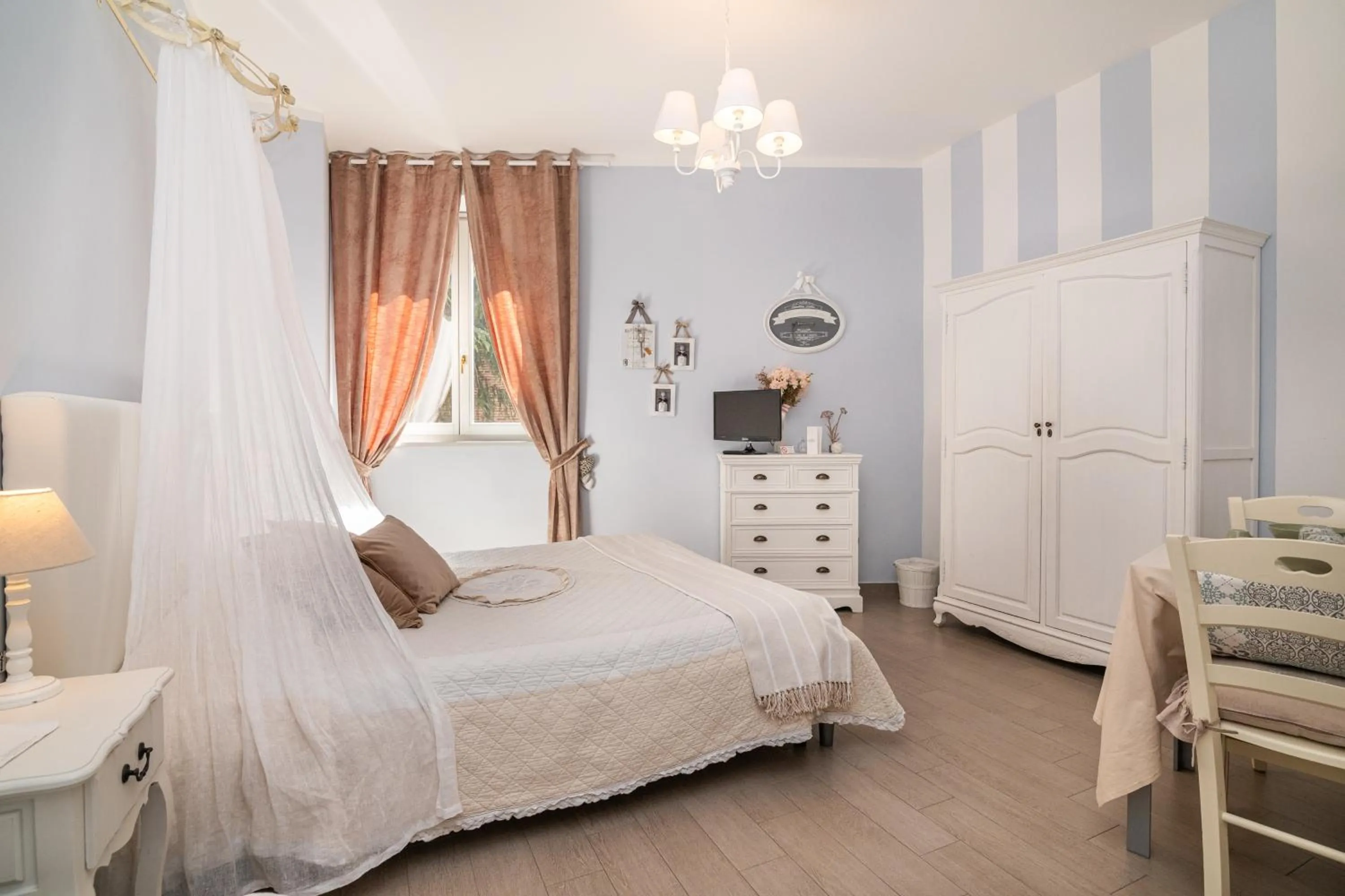 Bedroom, Bed in La Vecchia Tenenza B&B