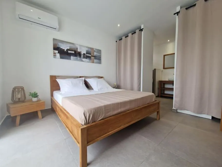 Bed in Villa K'araïbes - Saint François - Jusqu'à 6 personnes et 1 bébé