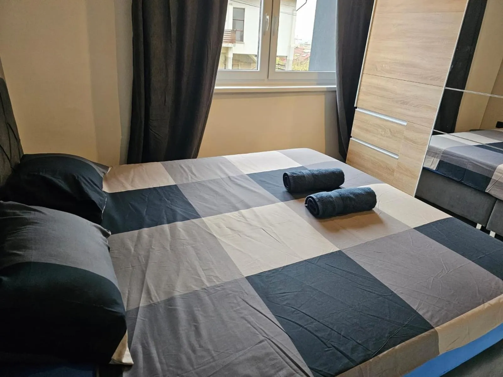 Bed in Allegra Rooms