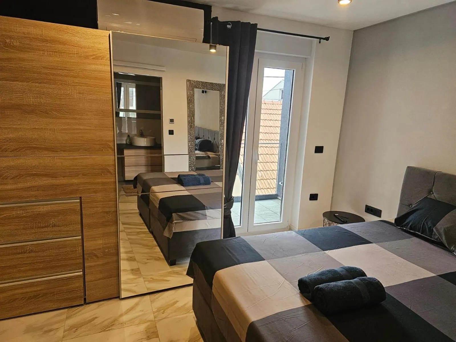 Bed in Allegra Rooms