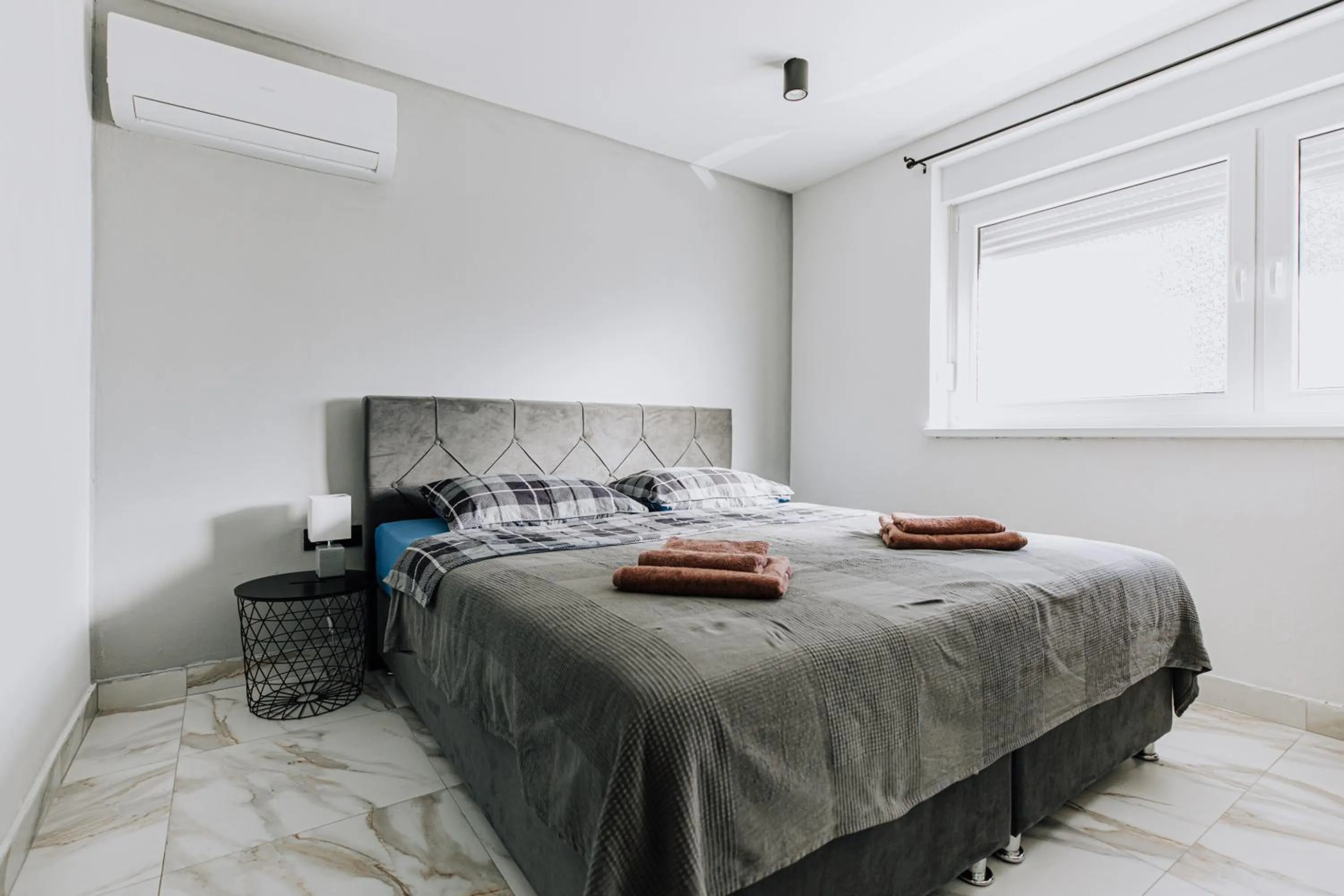Bedroom, Bed in Allegra Rooms