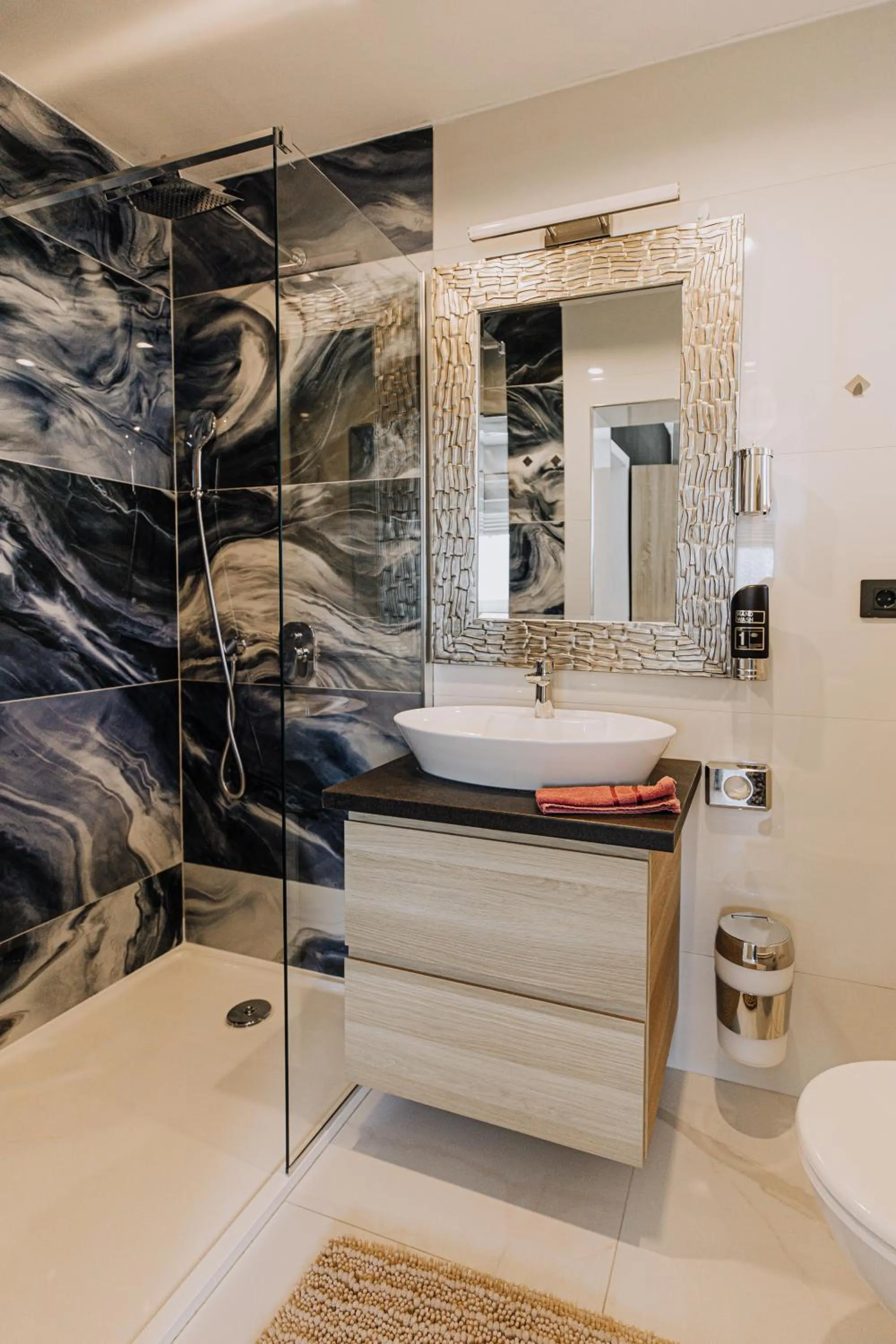 Bathroom in Allegra Rooms