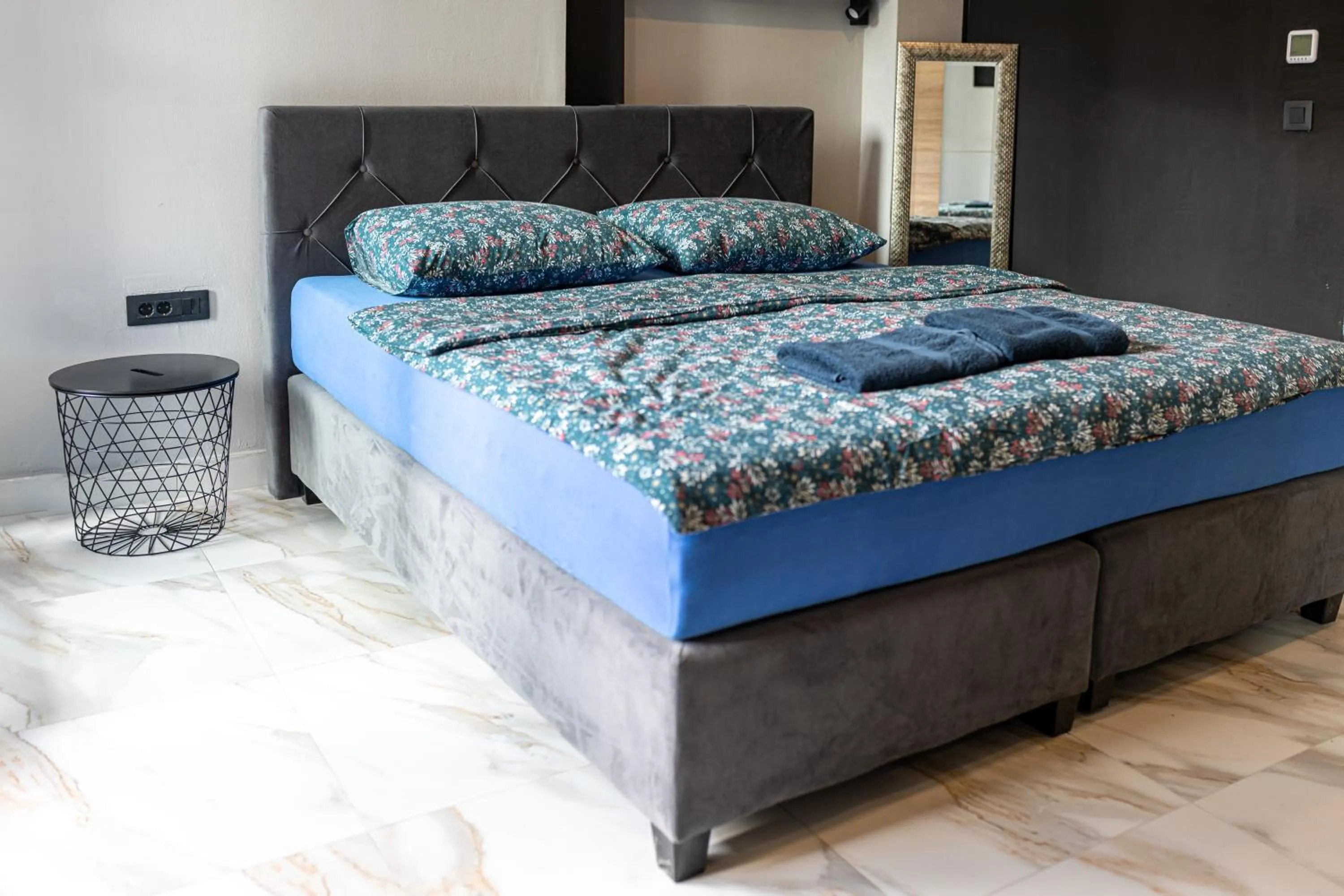 Bedroom, Bed in Allegra Rooms
