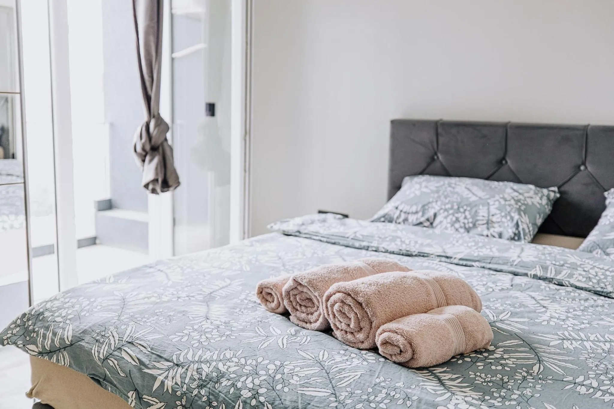 Bedroom, Bed in Allegra Rooms