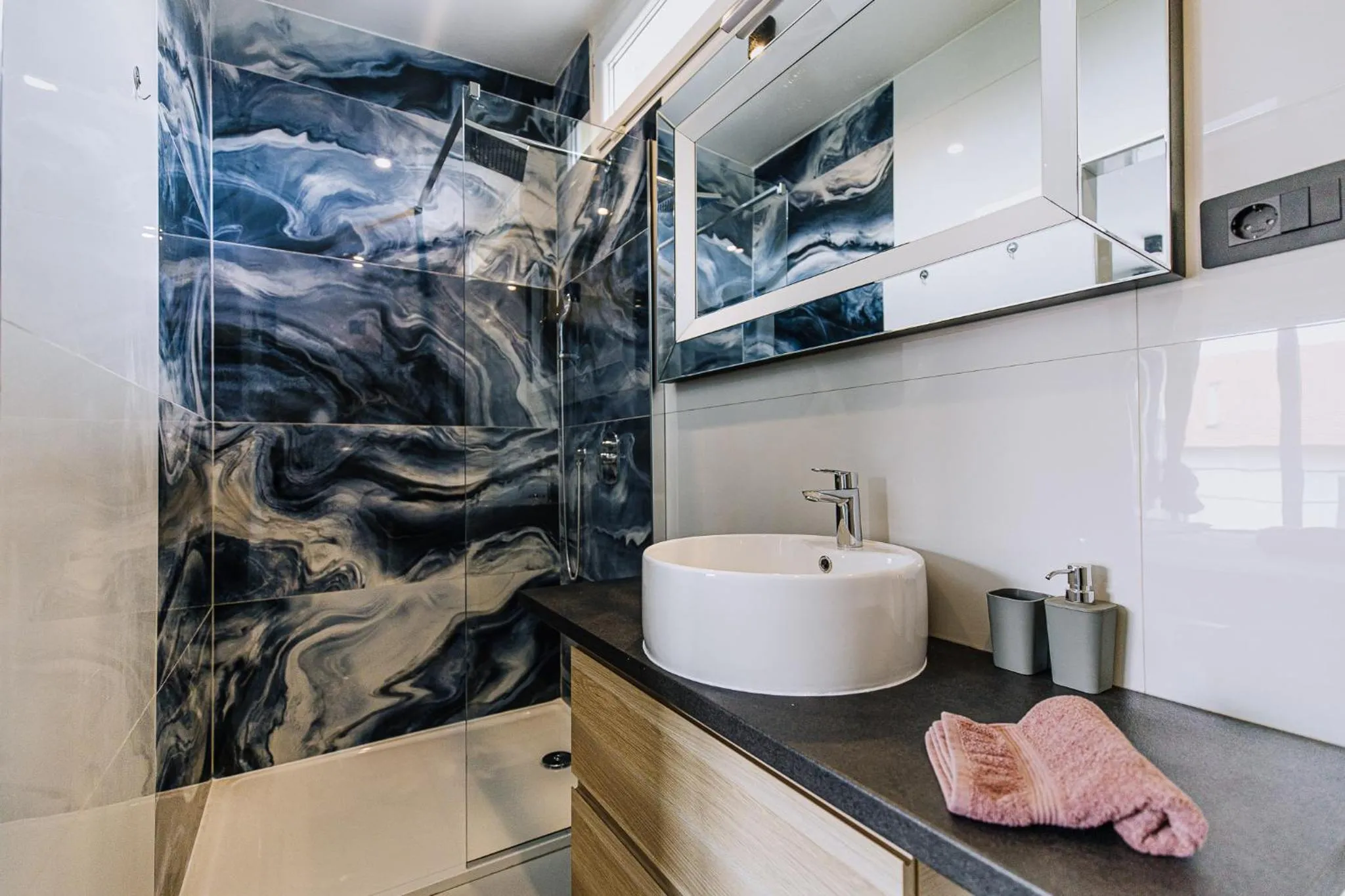 Bathroom in Allegra Rooms