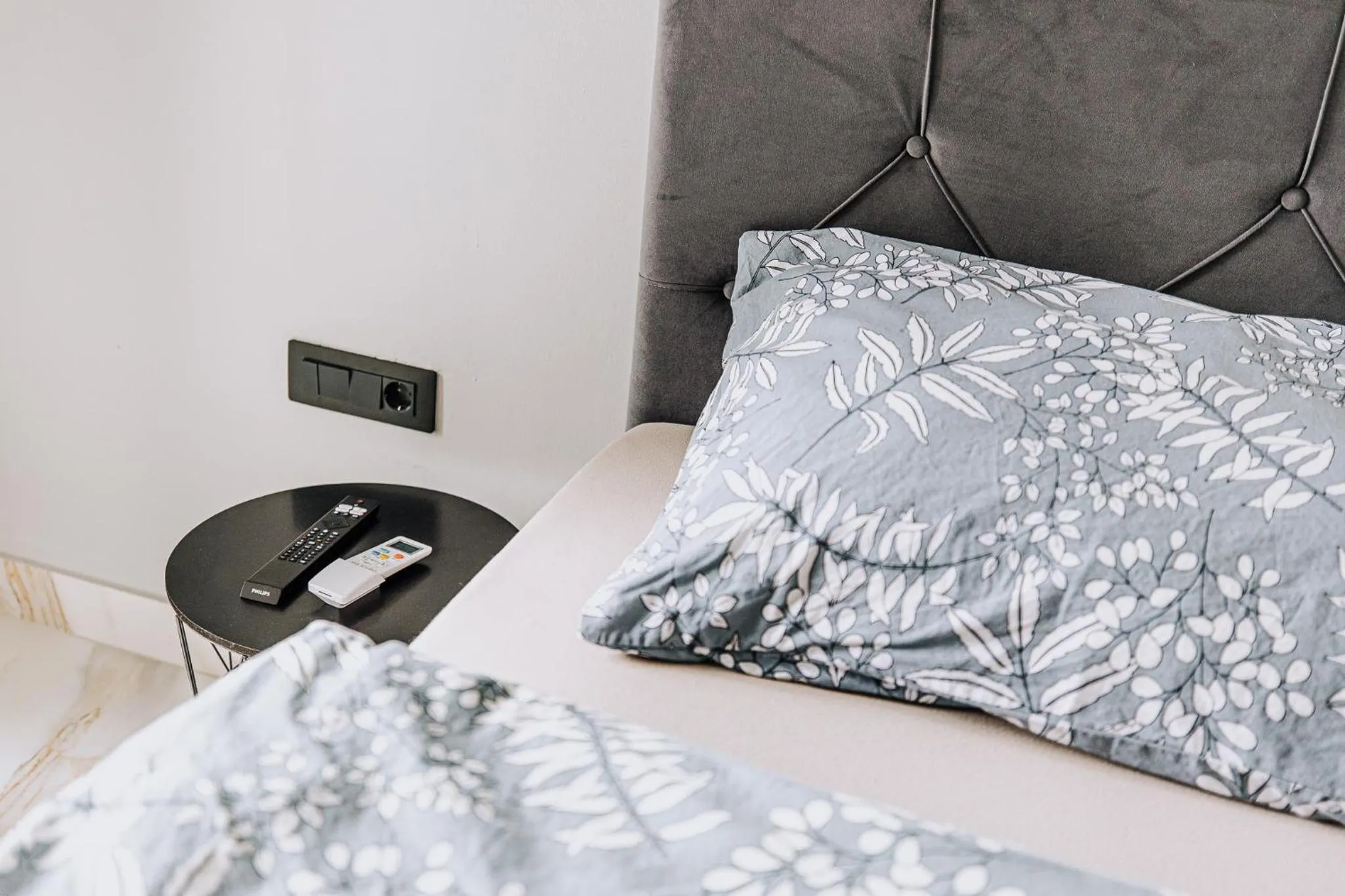 Bedroom, Bed in Allegra Rooms