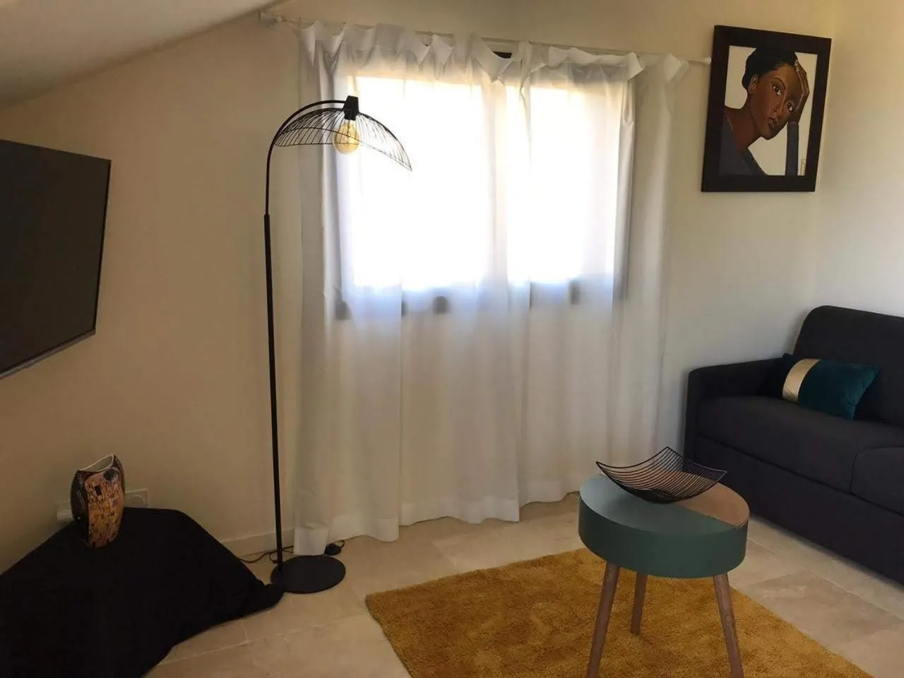 TV and multimedia in Appartement Artistique de Boucan Canot