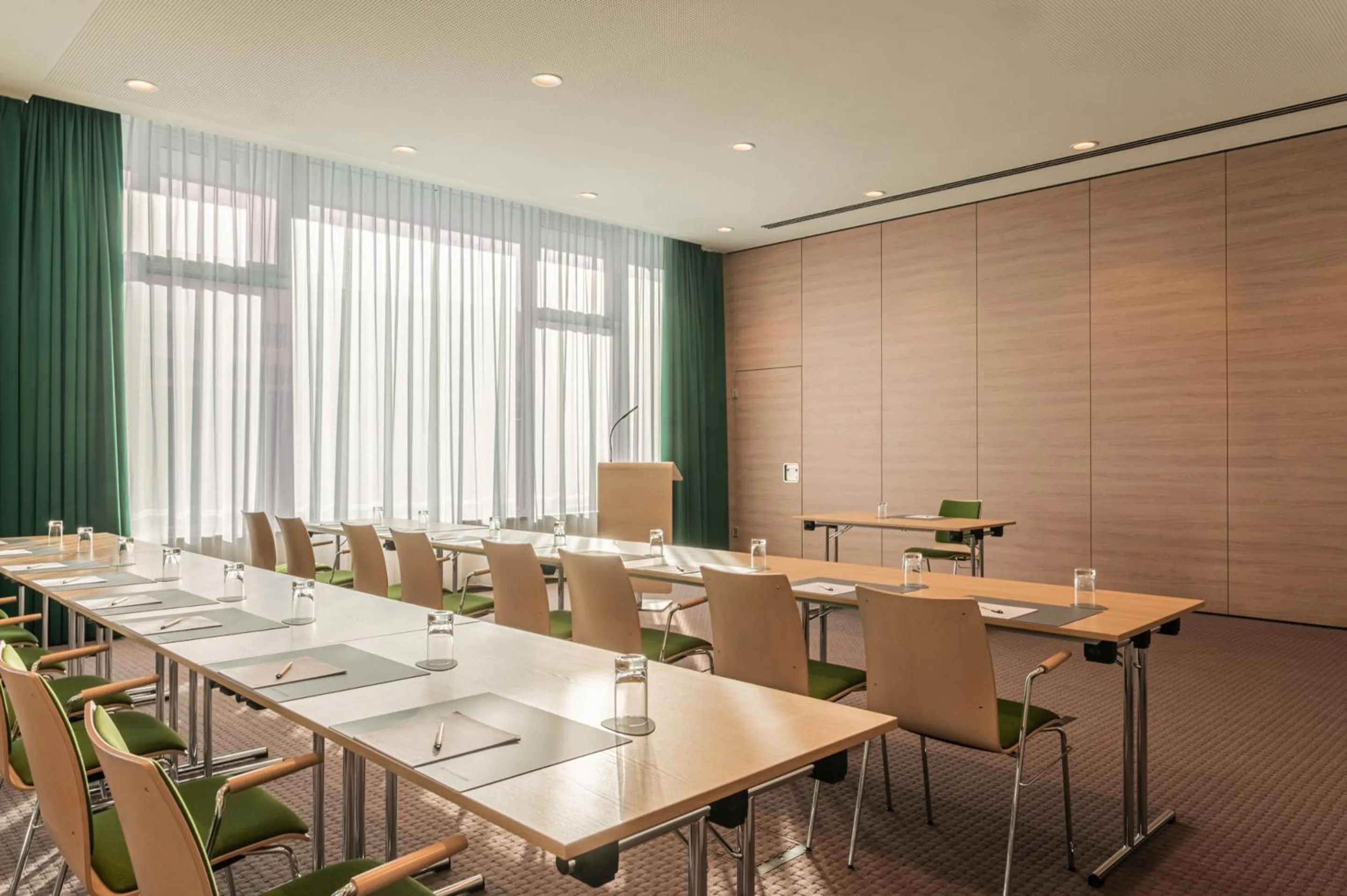 Meeting/conference room in IntercityHotel Paderborn