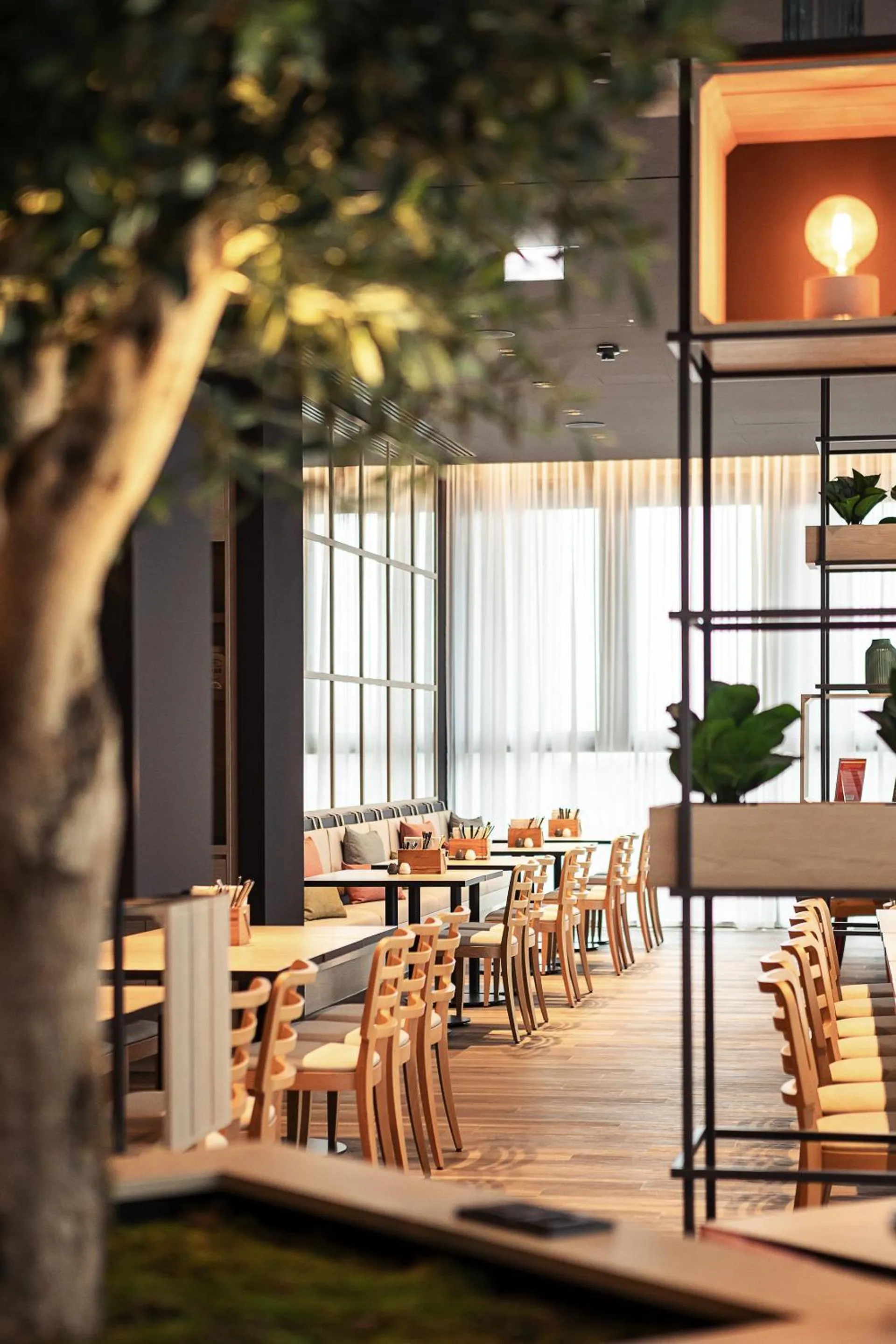 Restaurant/places to eat in IntercityHotel Paderborn