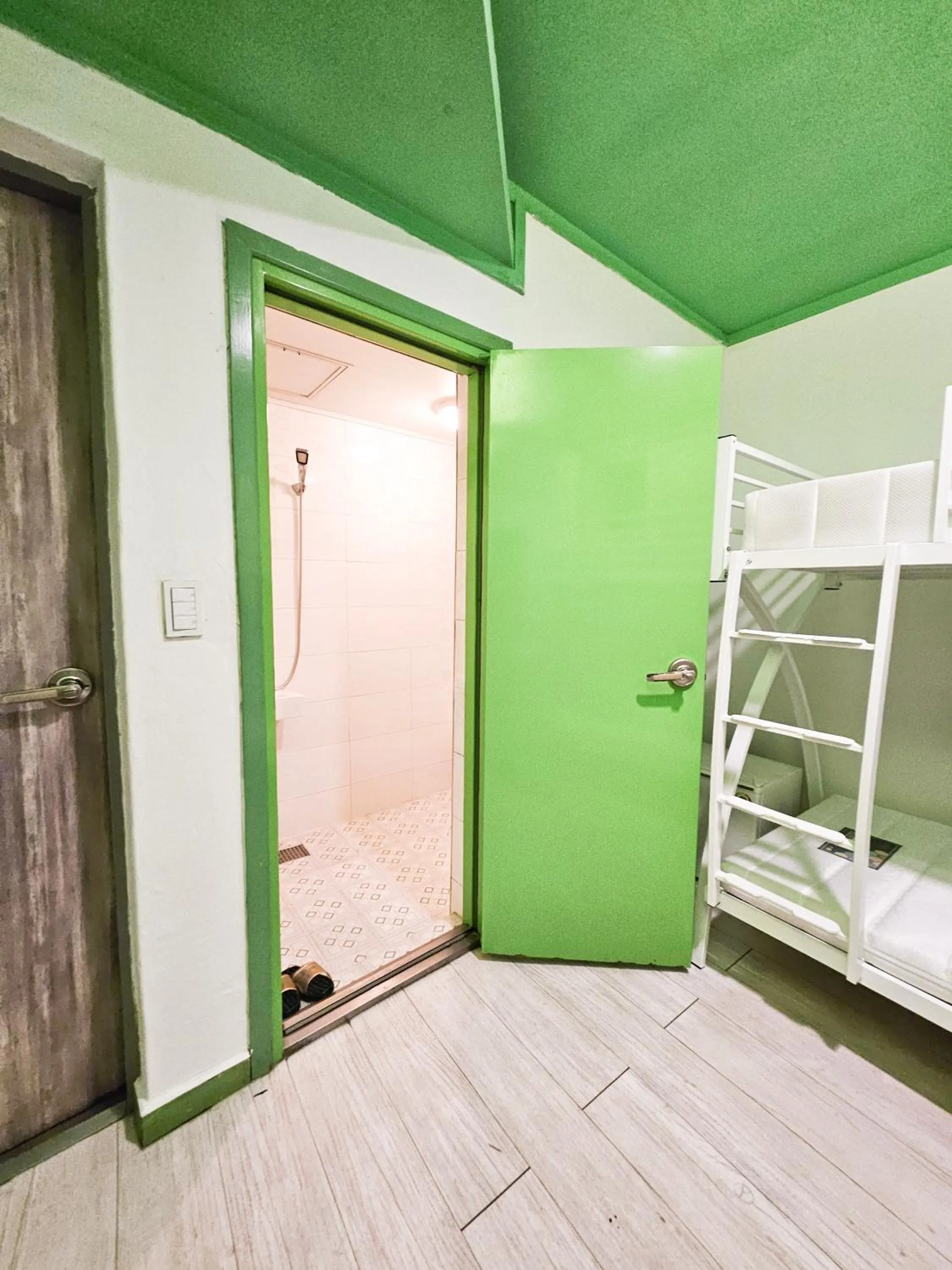 Travelers A Korea Hostel