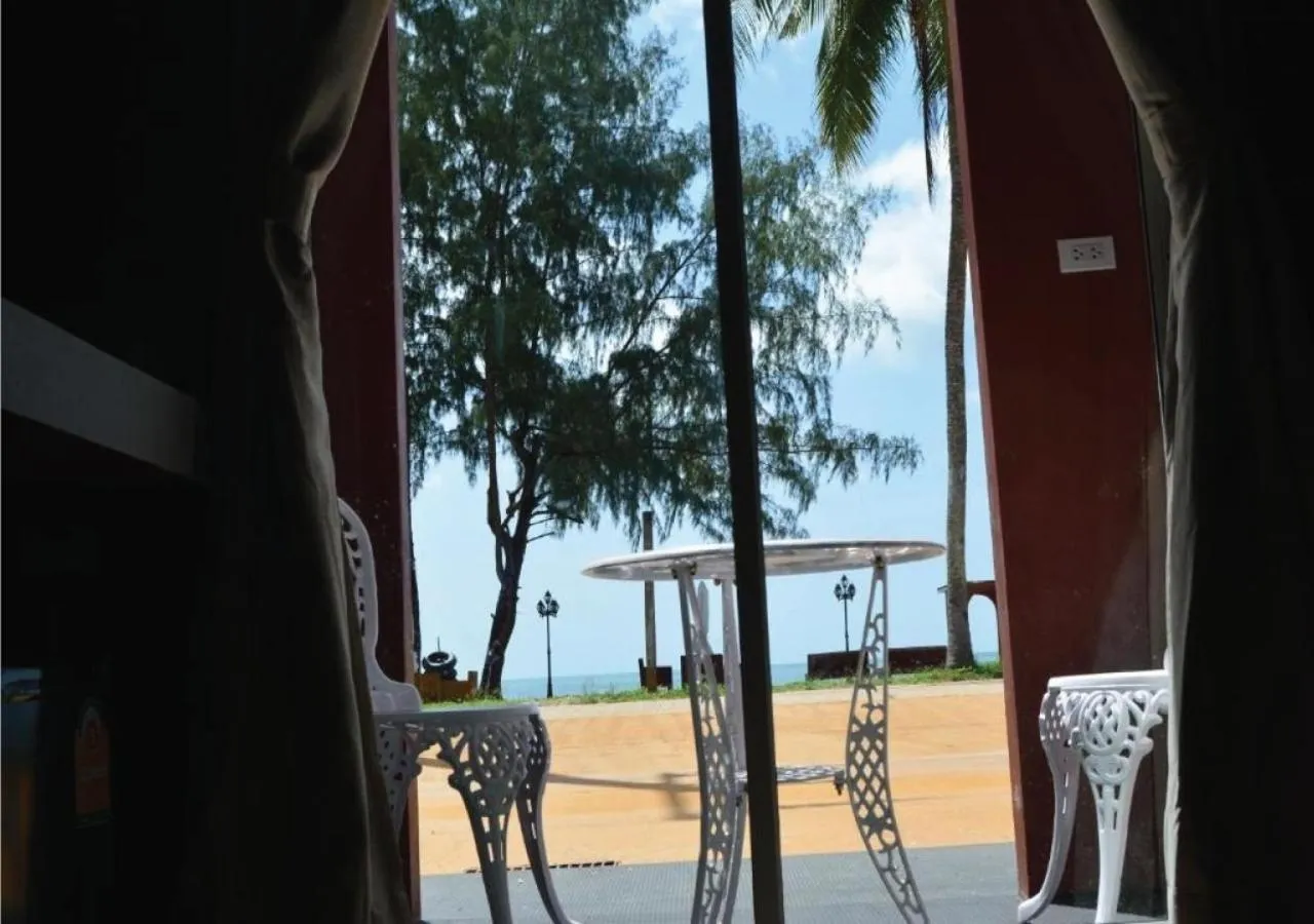 Patio in World Cat Beach & Resort เวิลด์แคท บีช แอนด์ รีสอร์ท