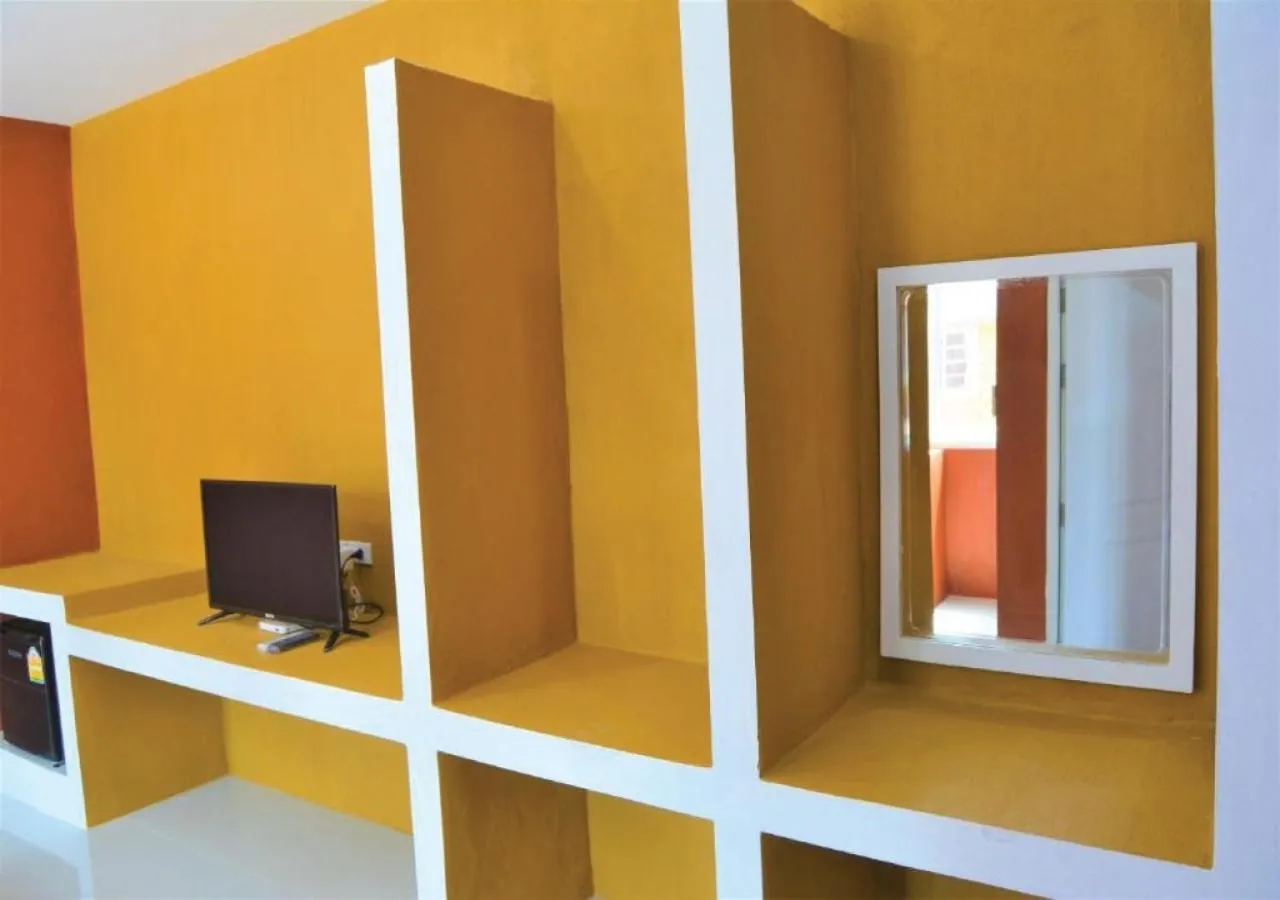 wardrobe in World Cat Beach & Resort เวิลด์แคท บีช แอนด์ รีสอร์ท