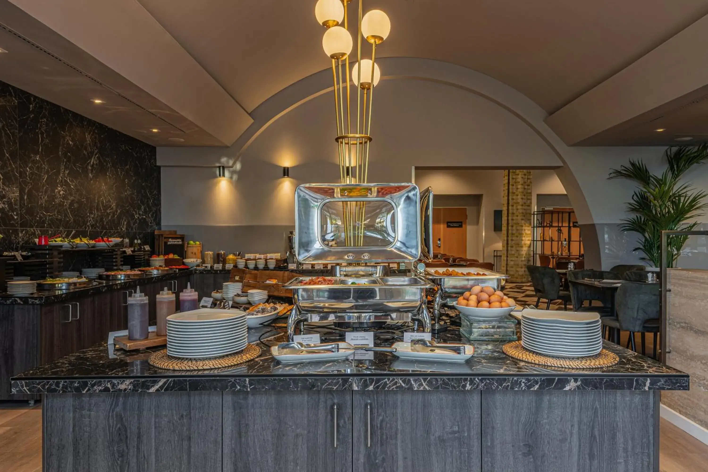 Restaurant/places to eat in Castrum Hotel Székesfehérvár Restaurant/places to eat in Castrum Hotel Székesfehérvár