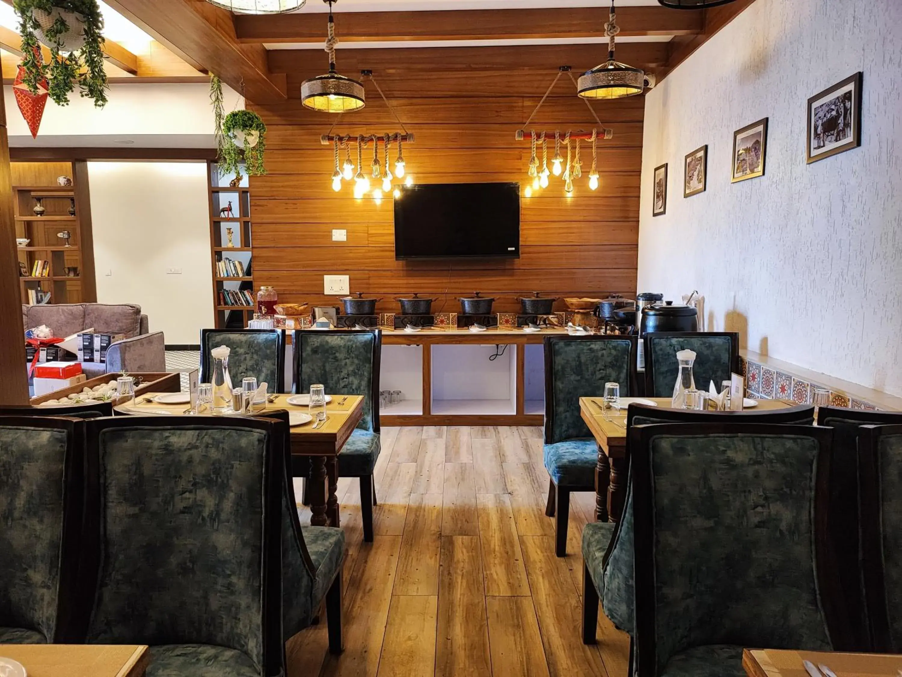 Restaurant/places to eat in Hotel North Wood Restaurant/places to eat in Hotel North Wood